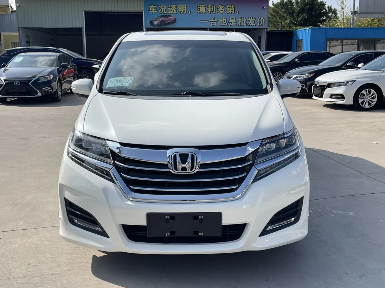 Honda Elysion (Alison)  из Китая