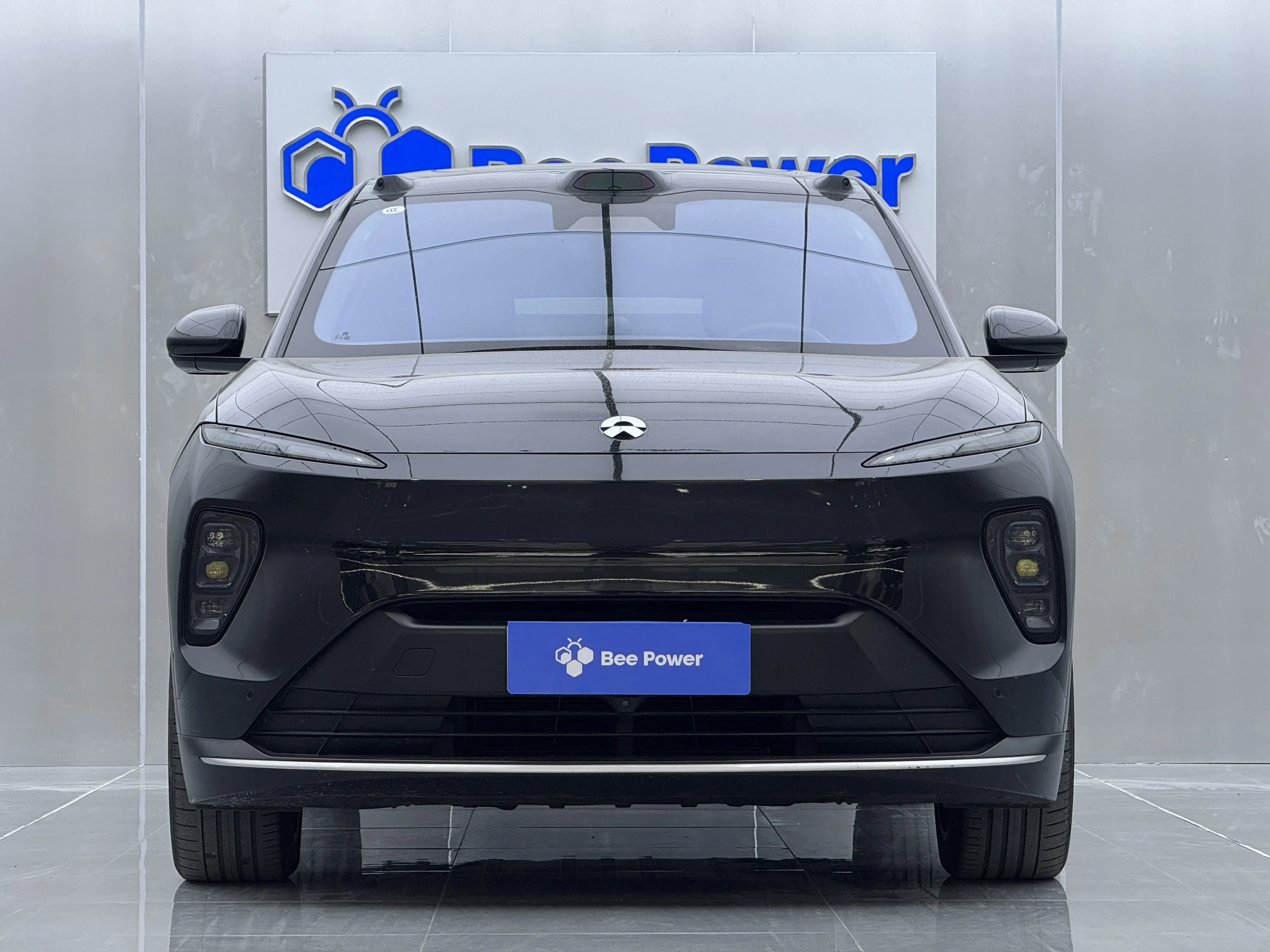 NIO ES8  из Китая