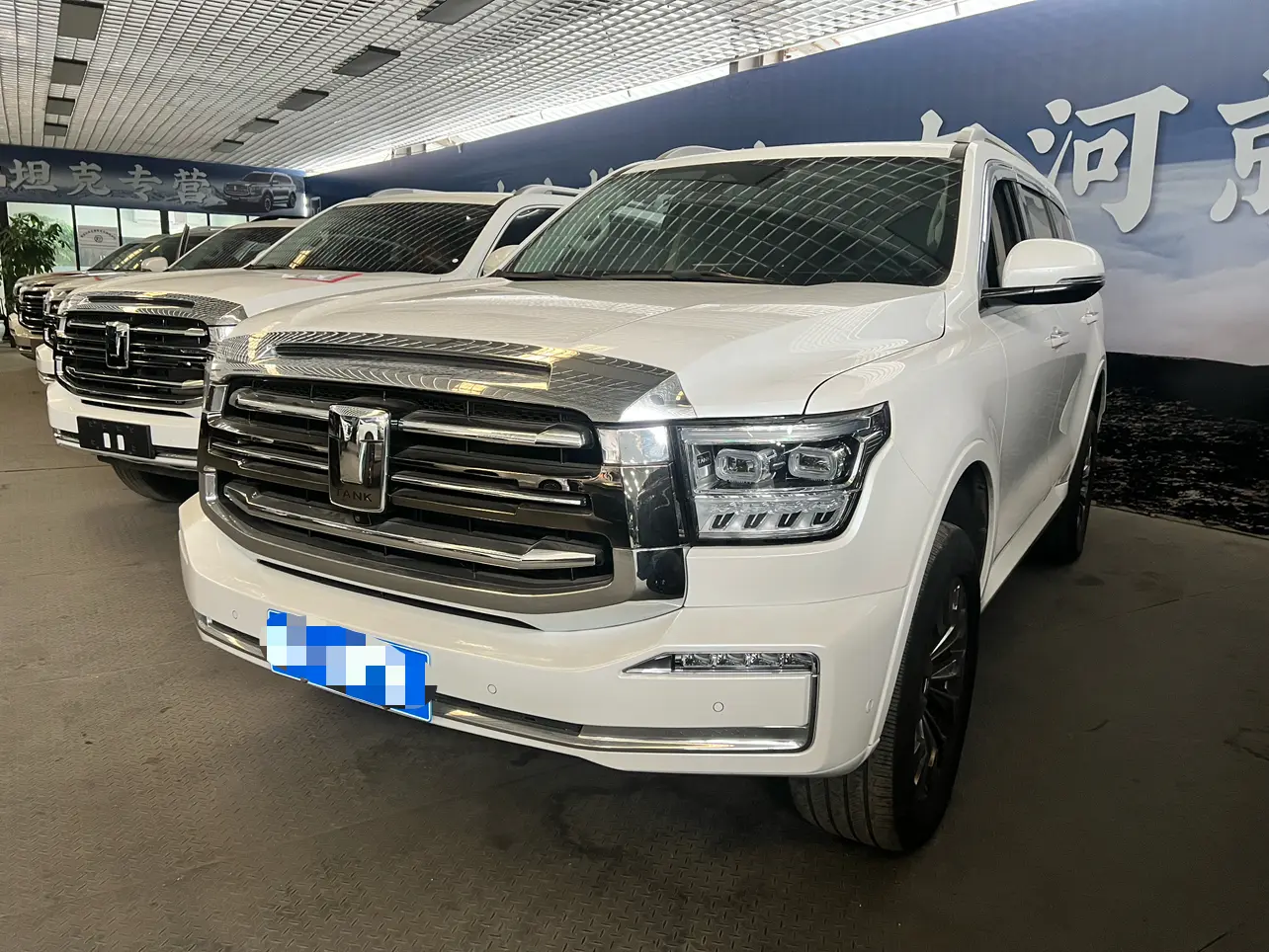 Tank 500  из Китая