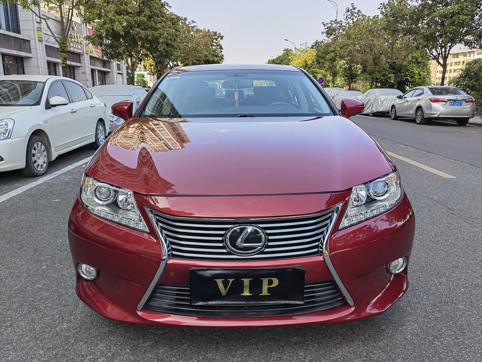 Lexus ES  из Китая