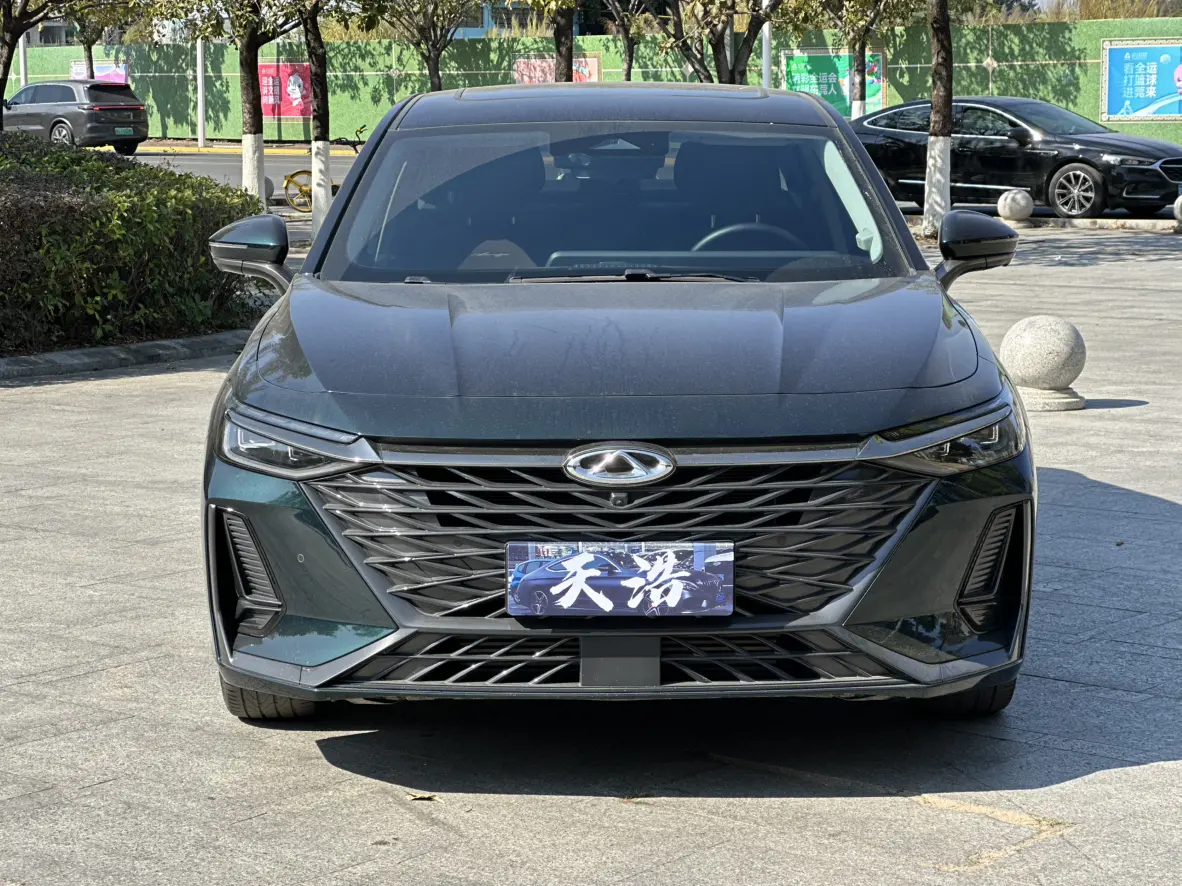 Chery Arrizo 8  из Китая