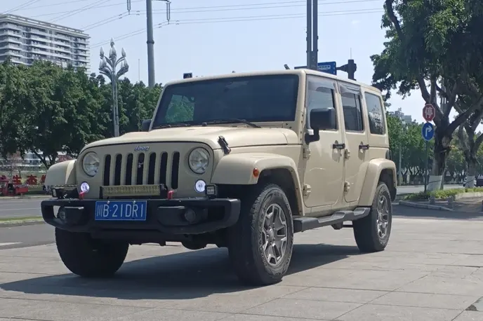 Jeep Wrangler  из Китая