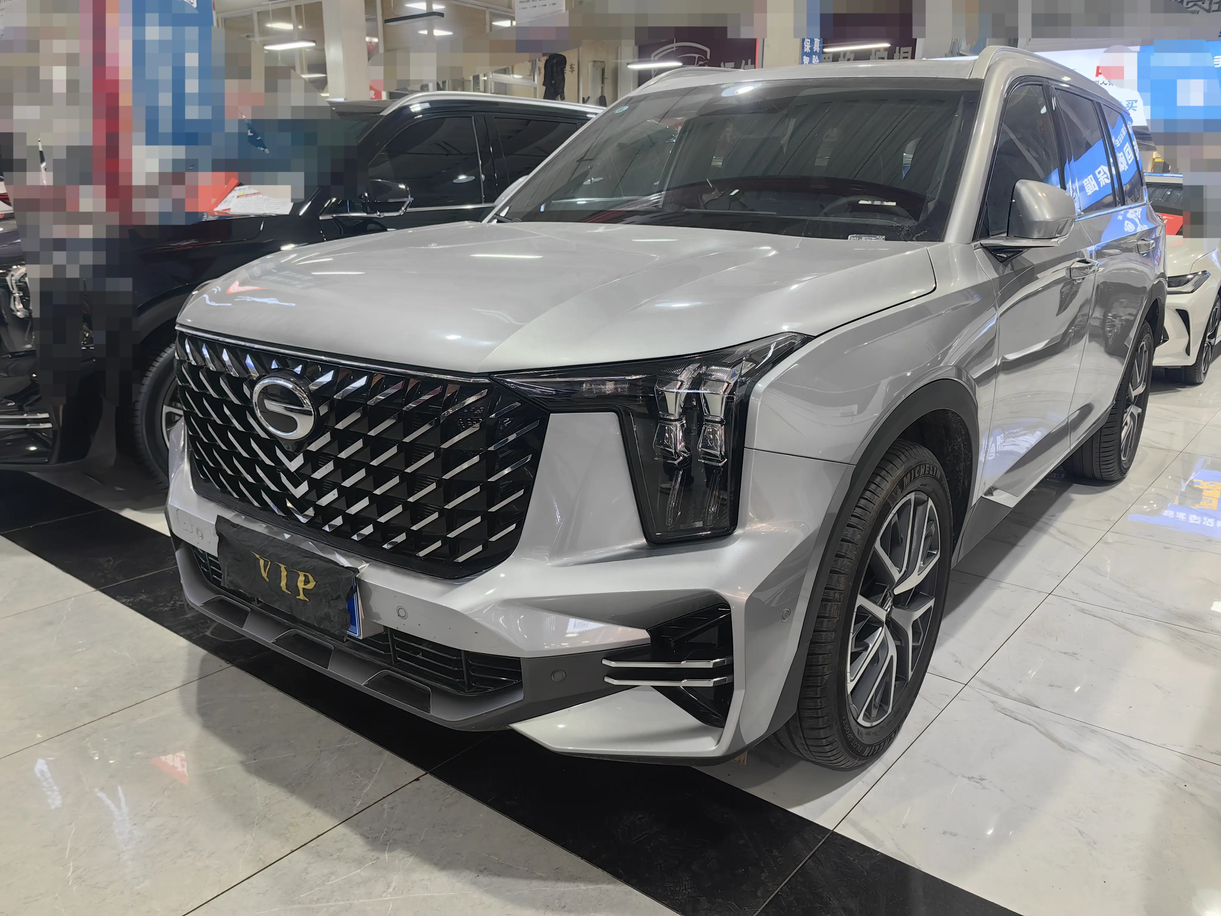 GAC Trumpchi GS8  из Китая