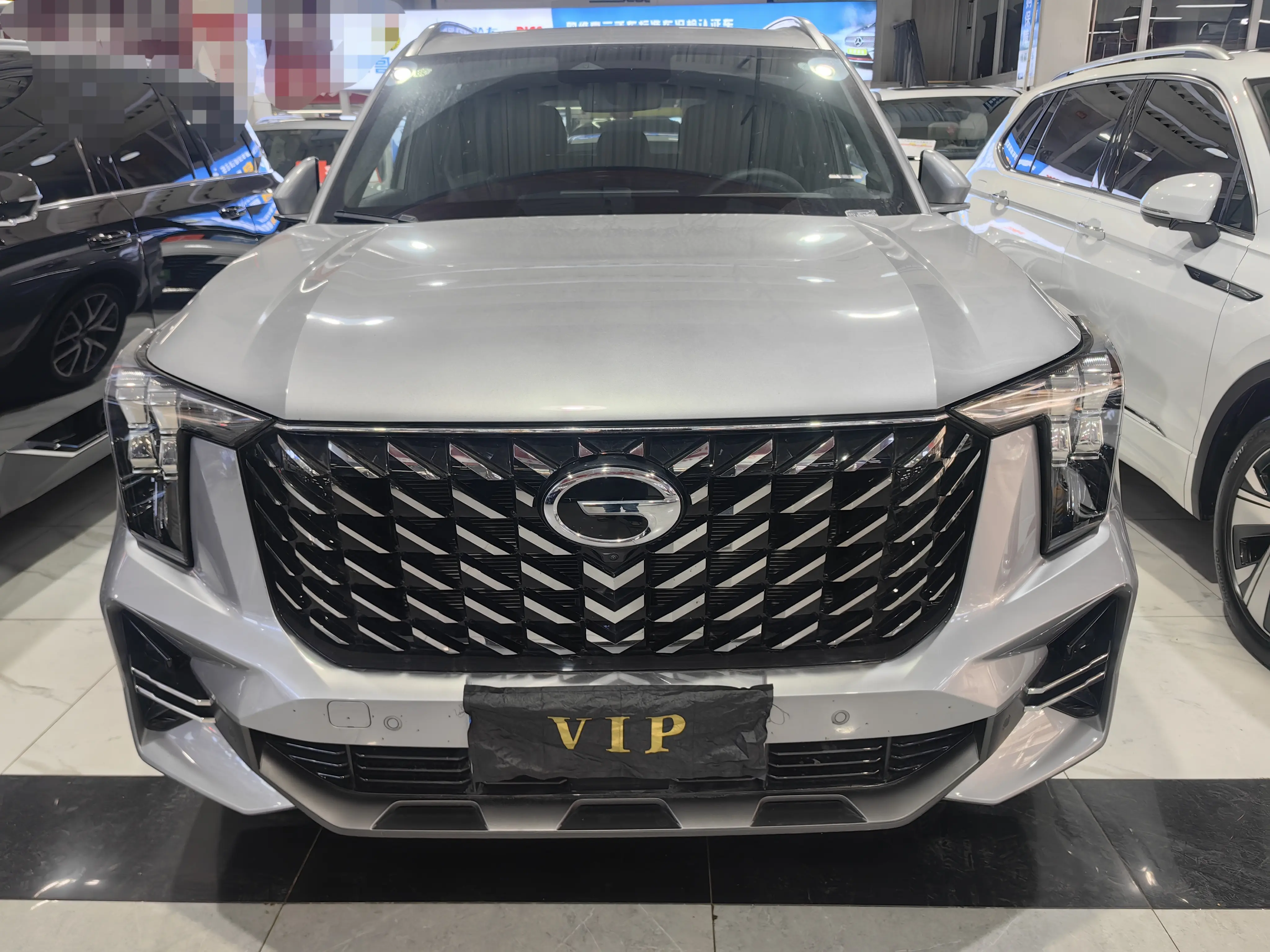 GAC Trumpchi GS8  из Китая