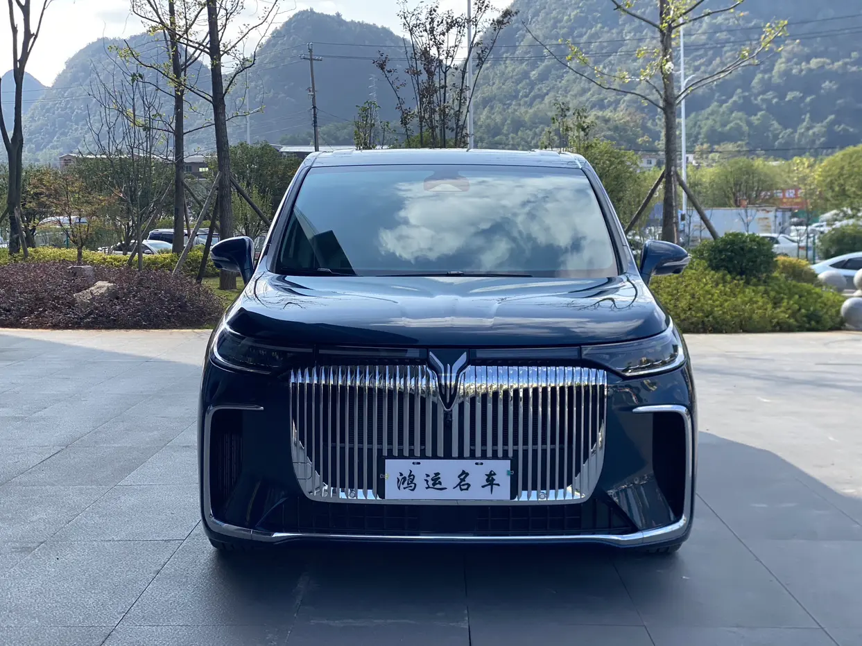 Voyah Lantu Dreamer PHEV  из Китая