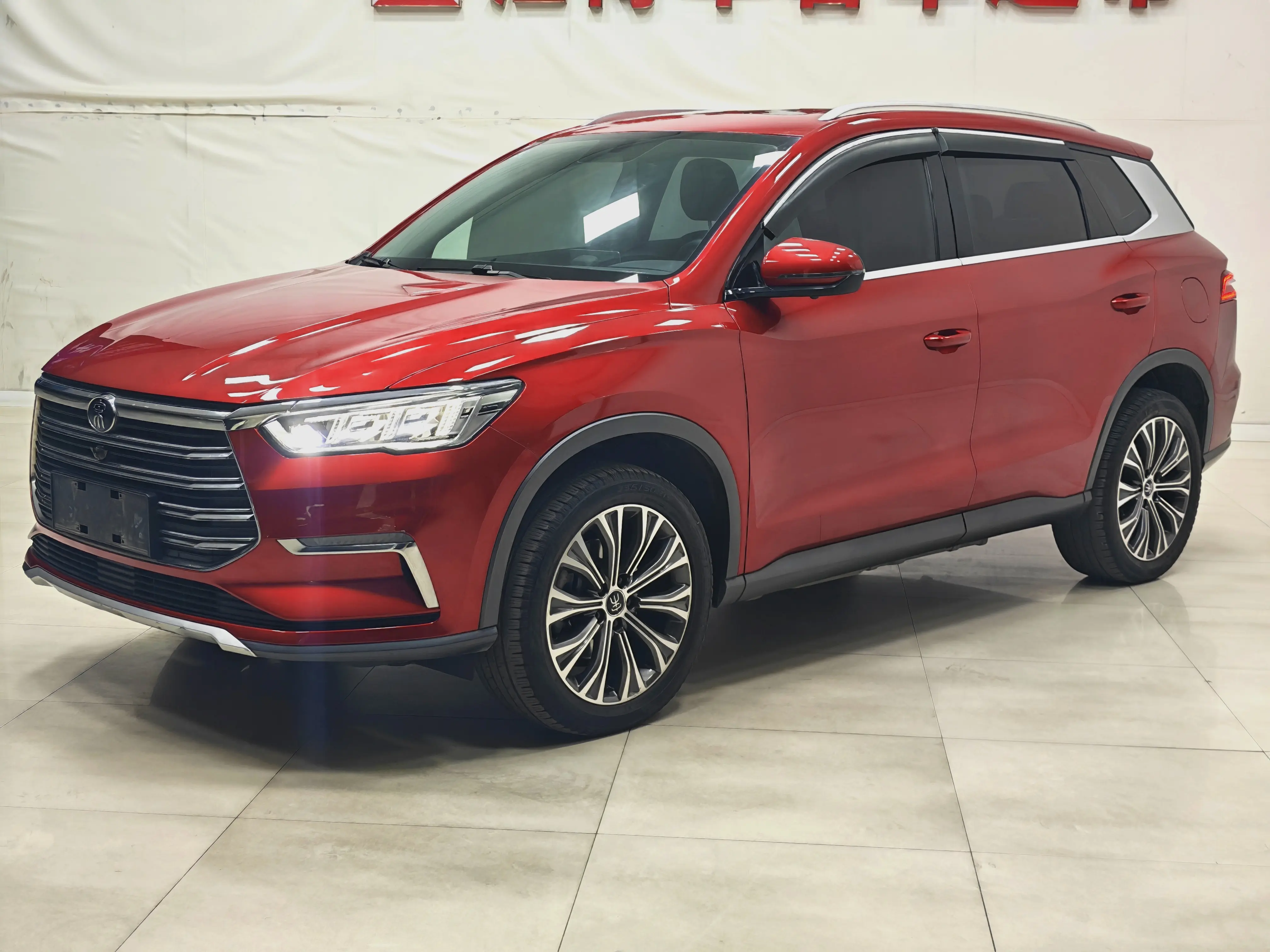 BYD Song Pro DM  из Китая