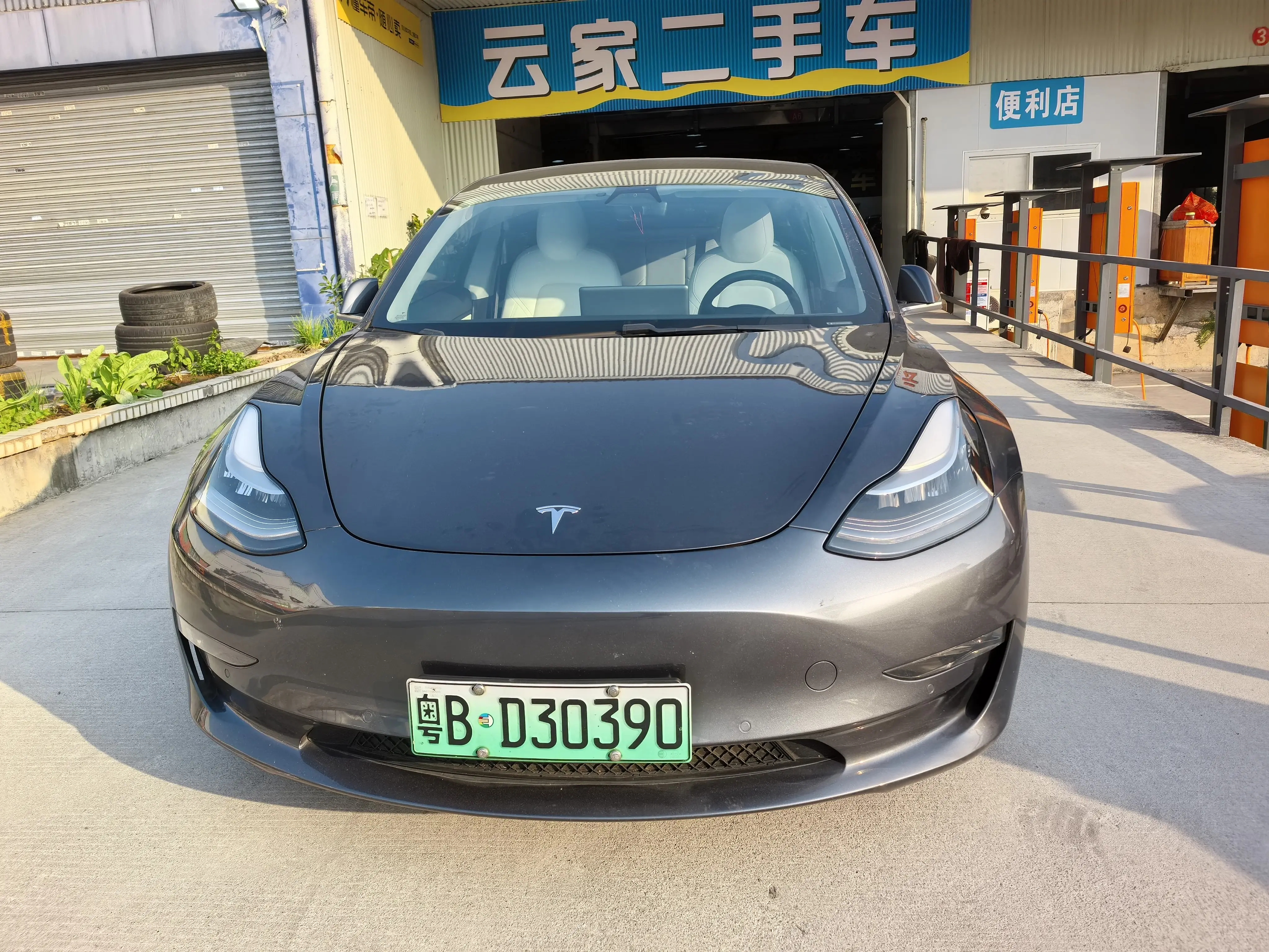 Tesla Model 3  из Китая