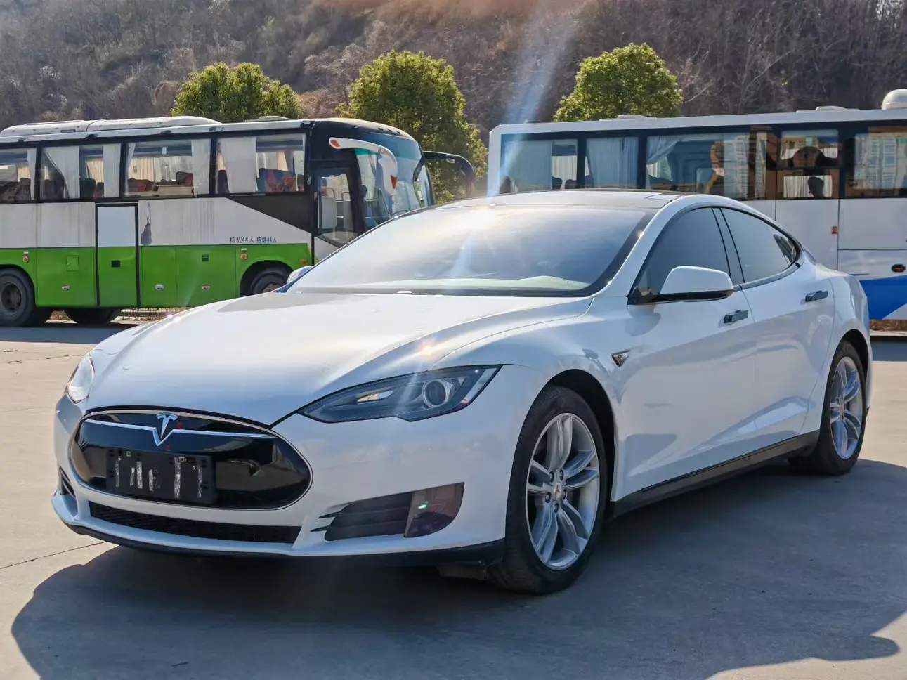 Tesla Model S  из Китая