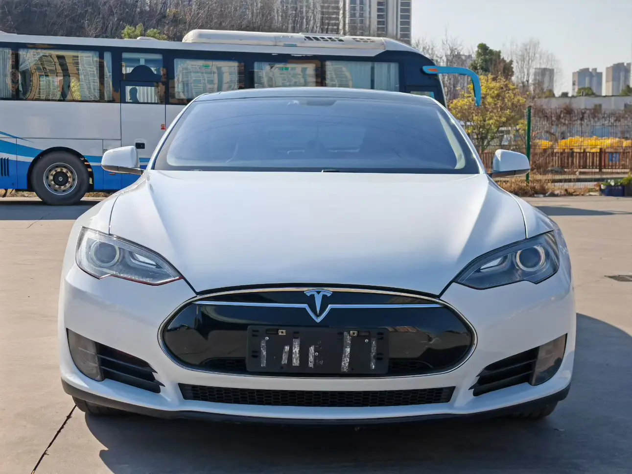 Tesla Model S  из Китая
