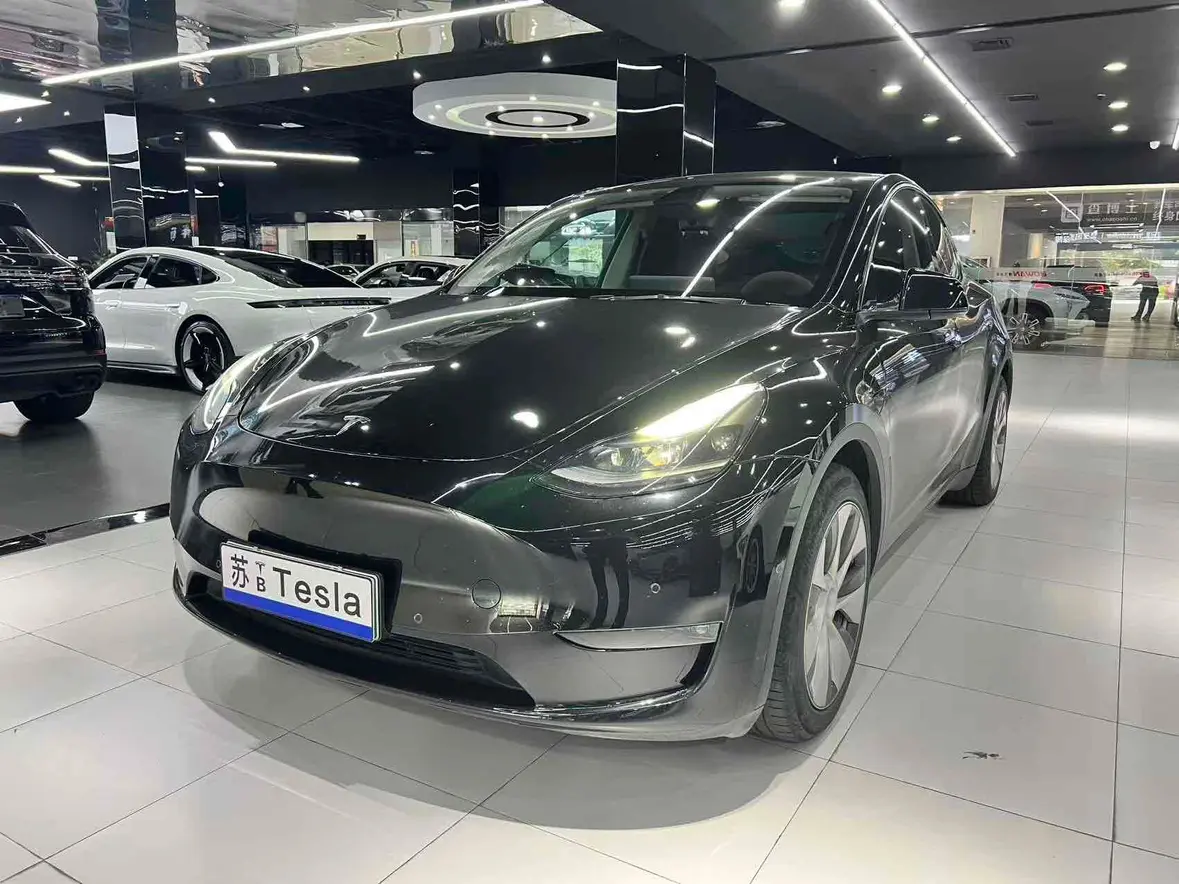 Tesla Model Y  из Китая