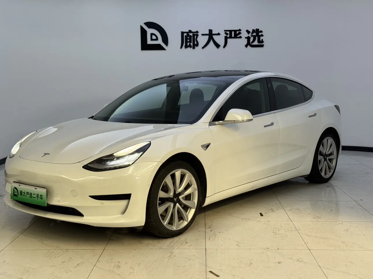 Tesla Model 3  из Китая