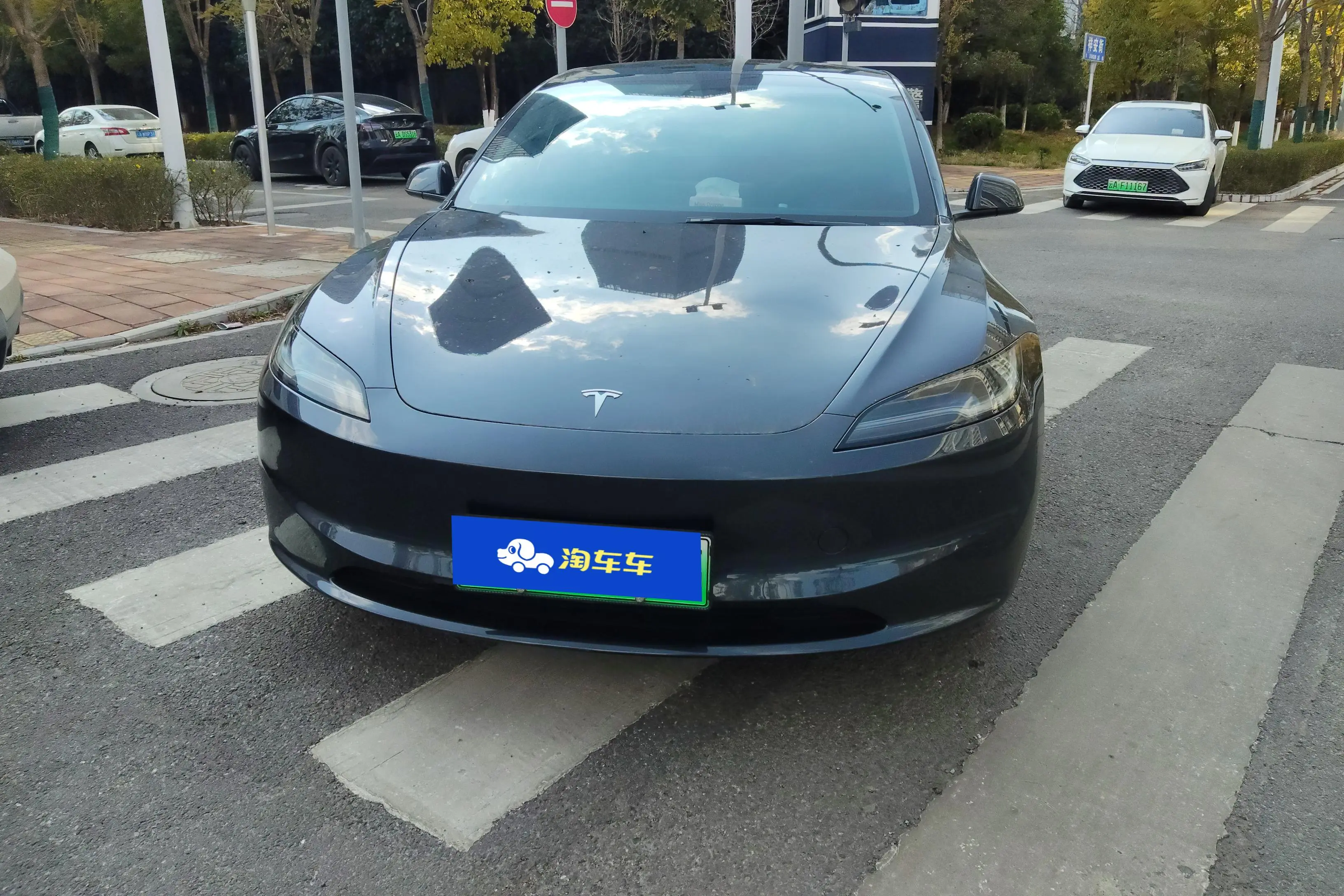 Tesla Model 3  из Китая