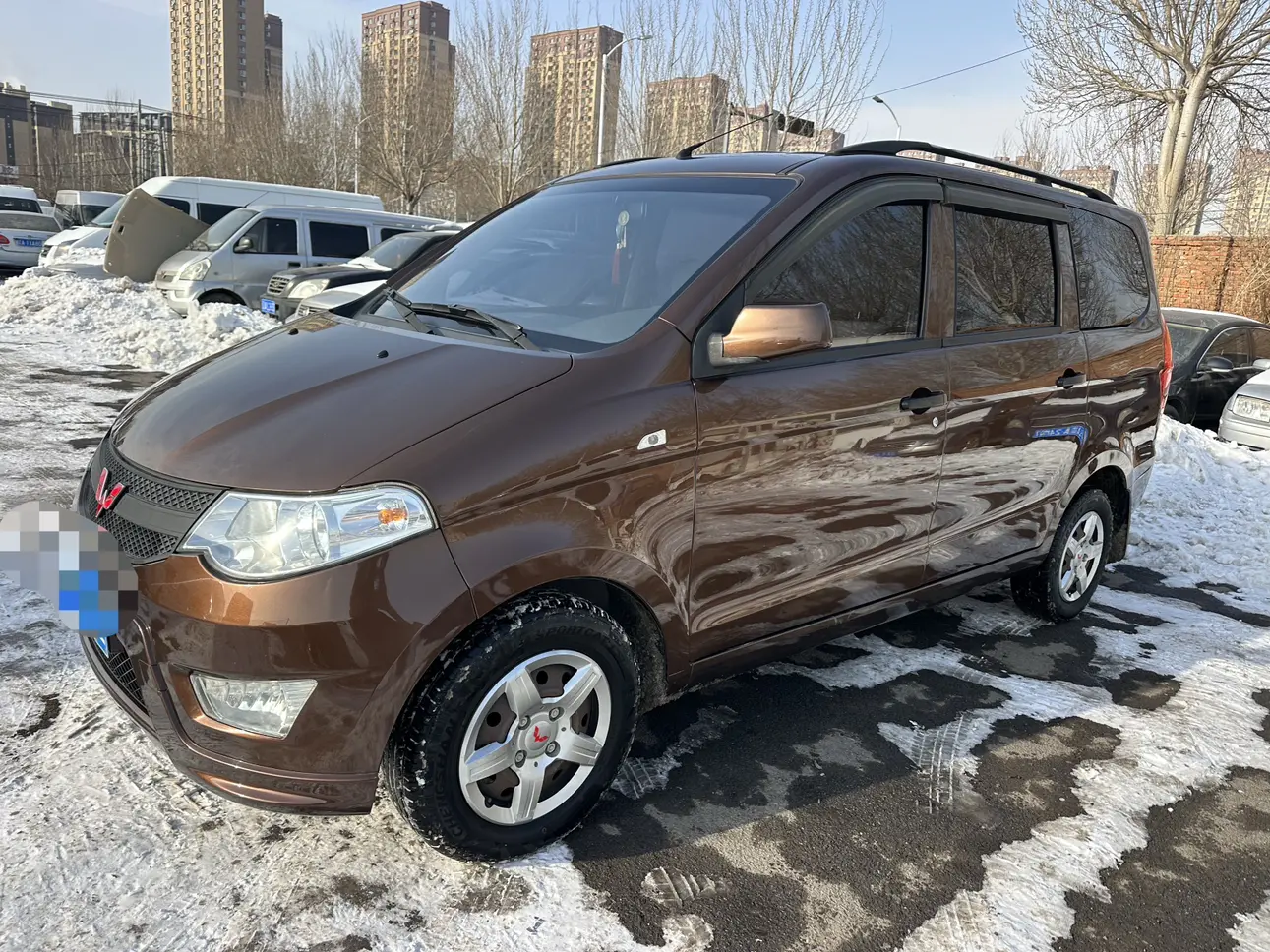 Wuling Hongguang  из Китая