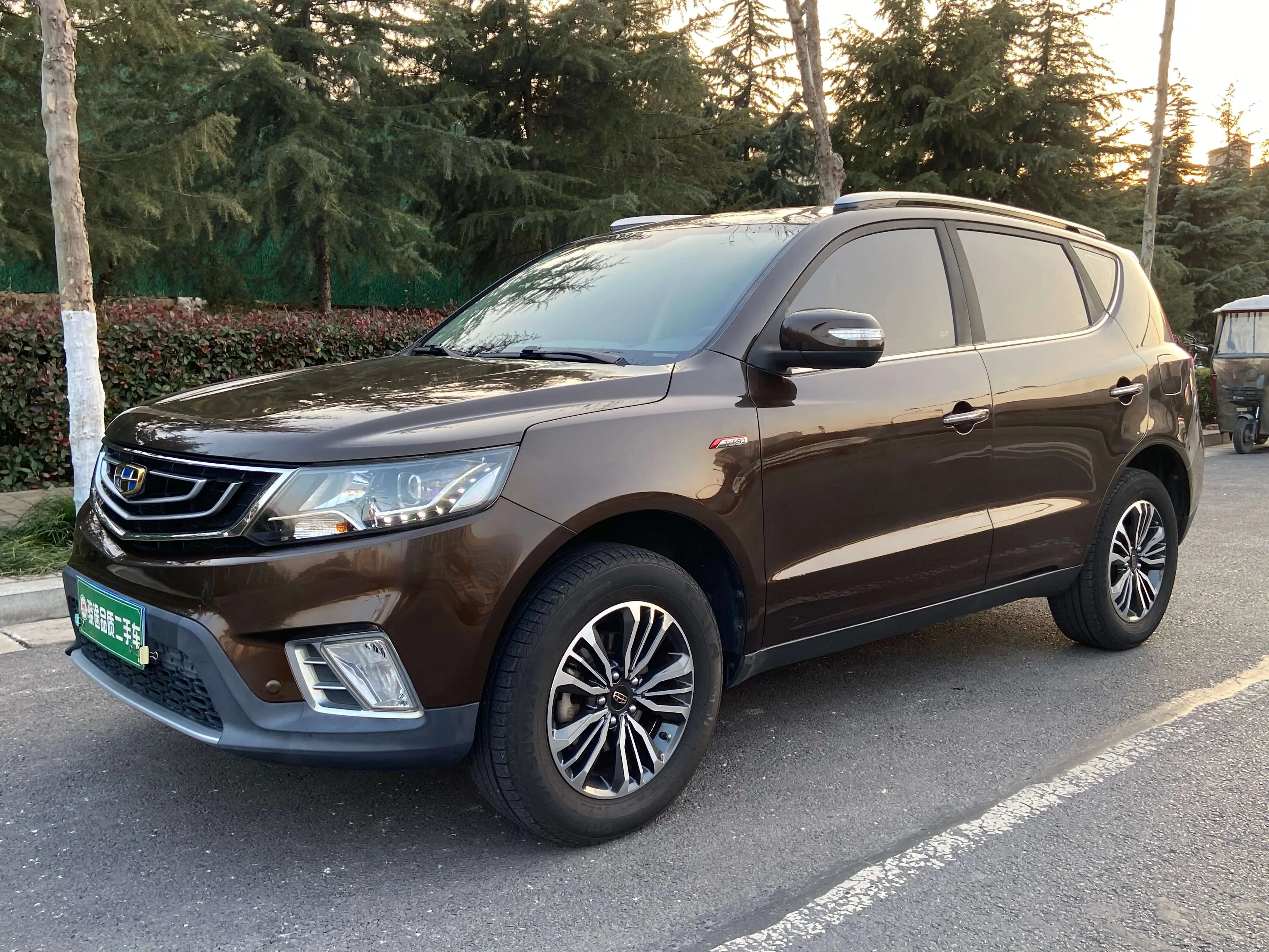 Geely Vision X6  из Китая