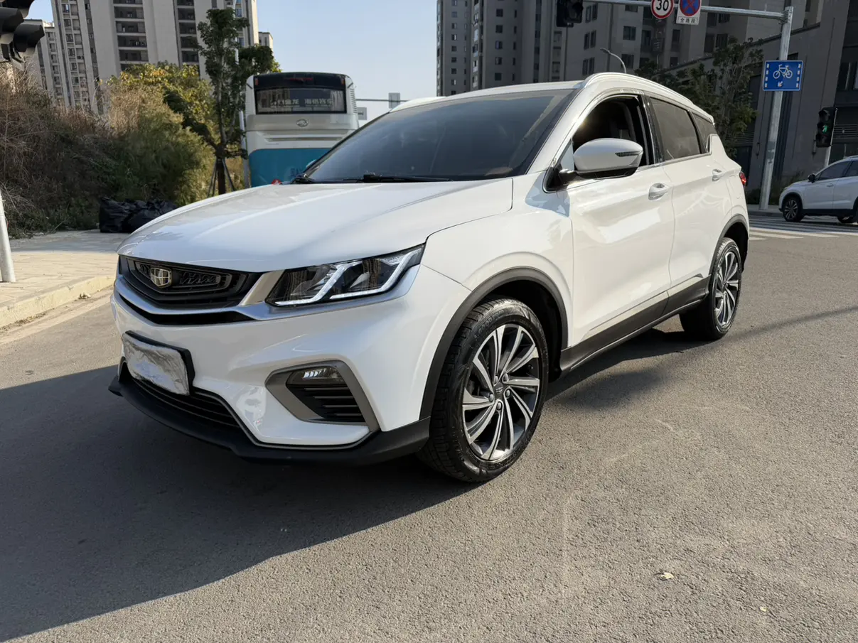 Geely Coolray SX11 (Binyue)  из Китая