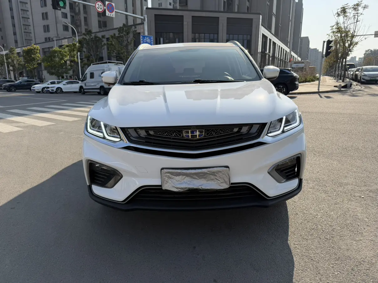 Geely Coolray SX11 (Binyue)  из Китая