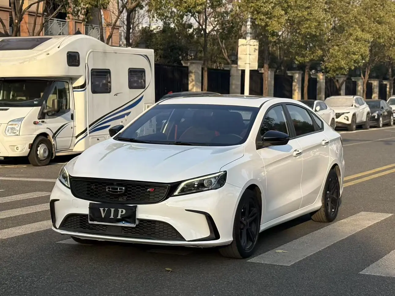 Geely Binrui  из Китая