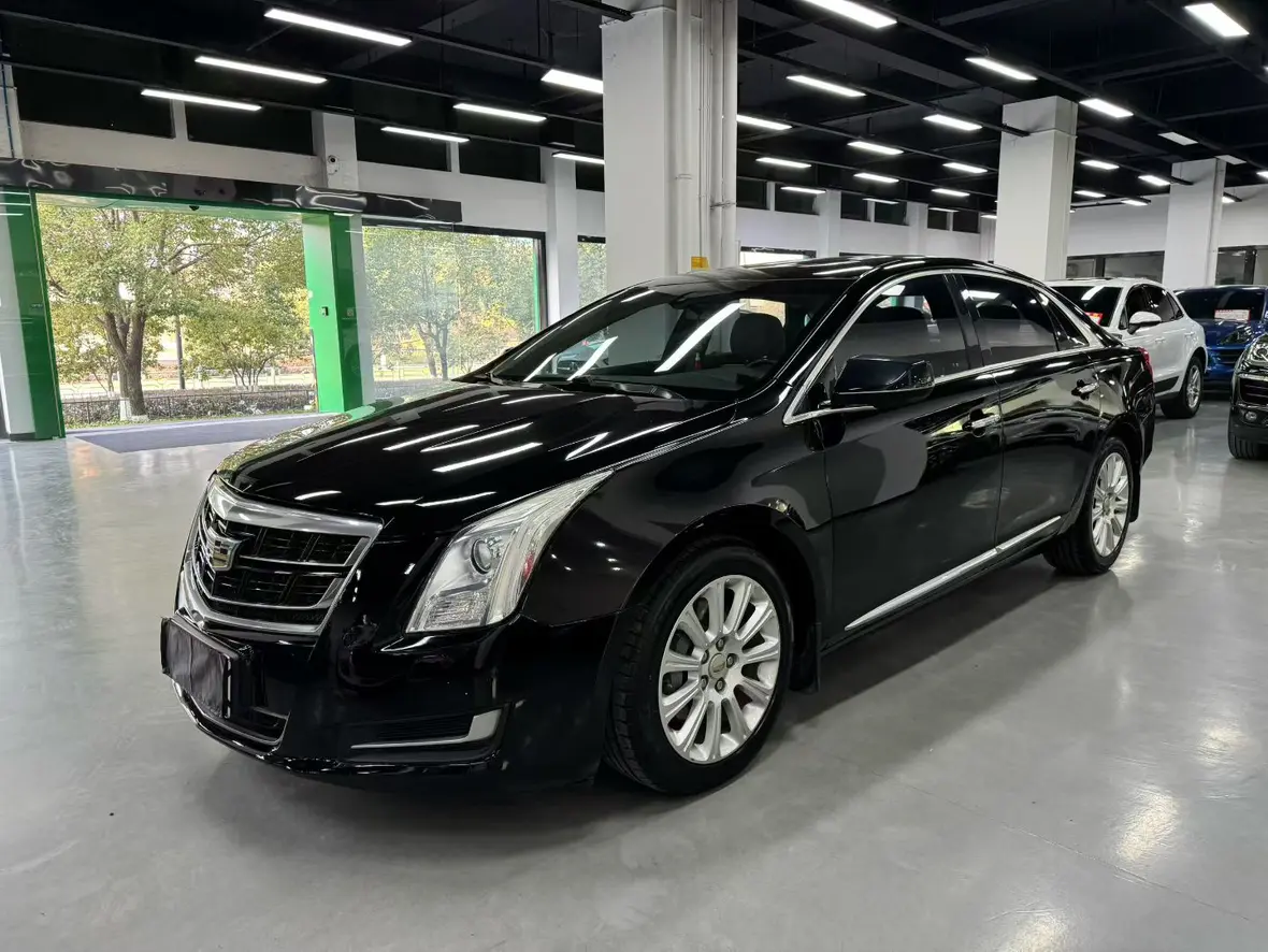 Cadillac XTS  из Китая