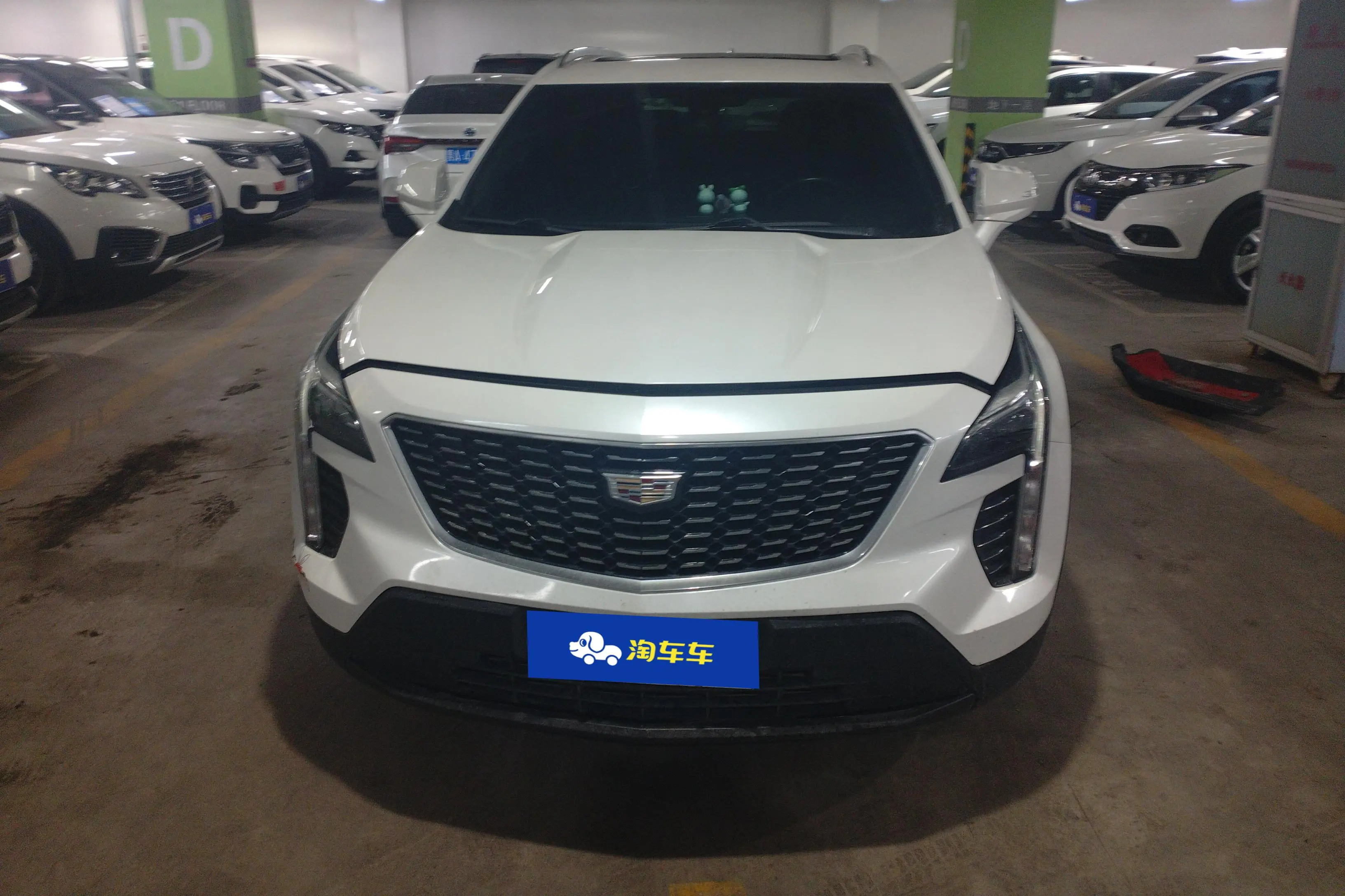 Cadillac XT4  из Китая