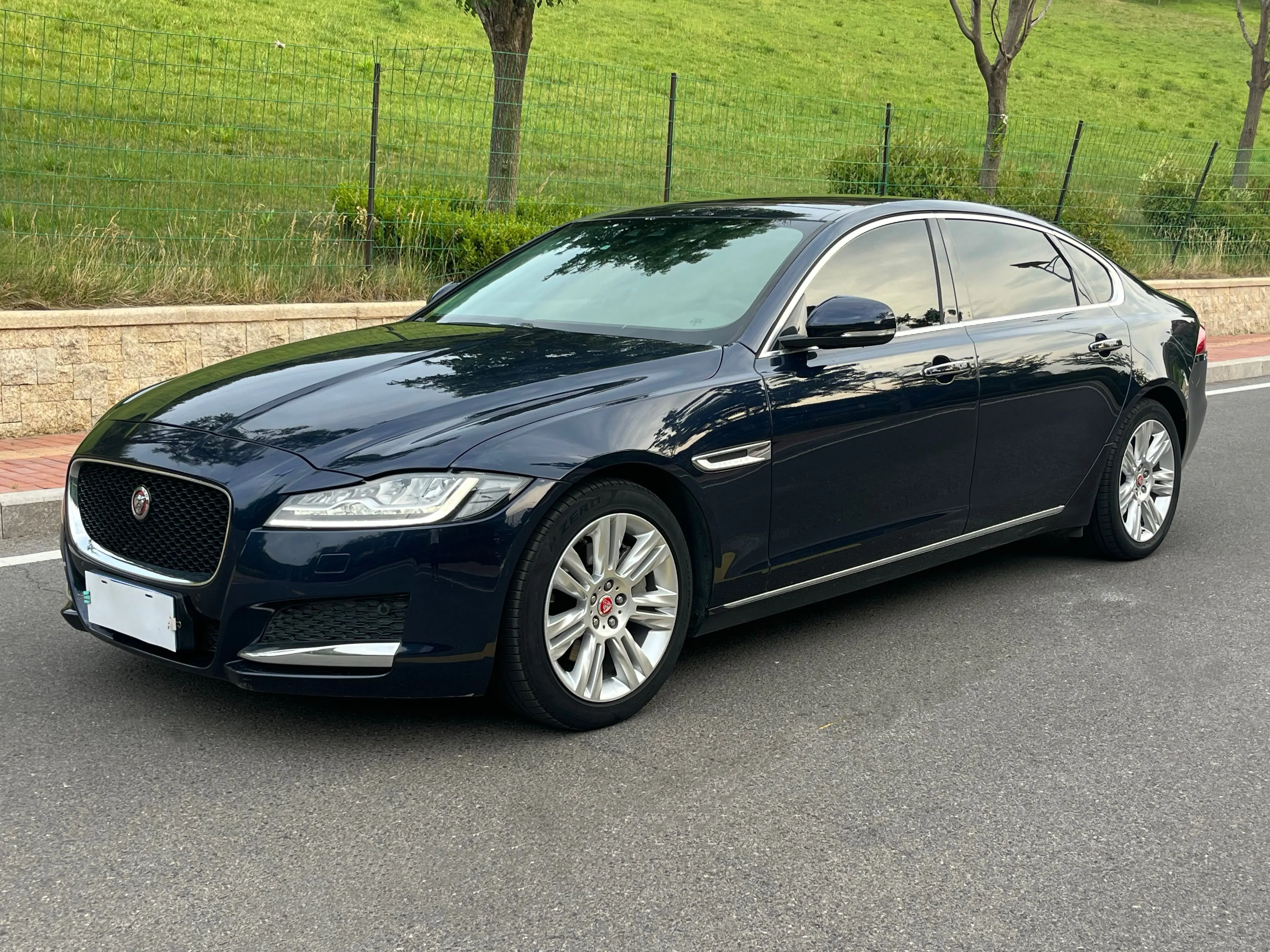 Jaguar XFL  из Китая