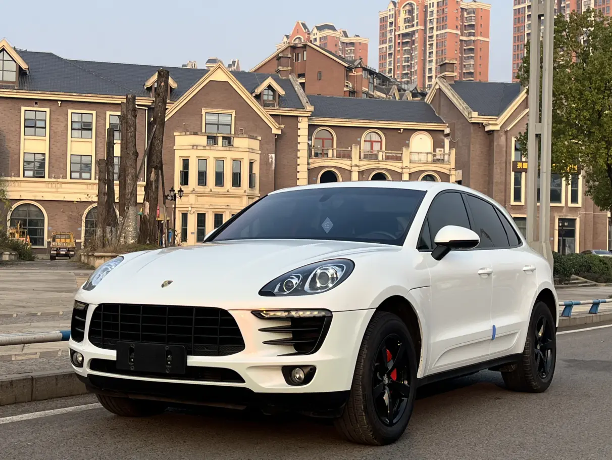 Porsche Macan  из Китая