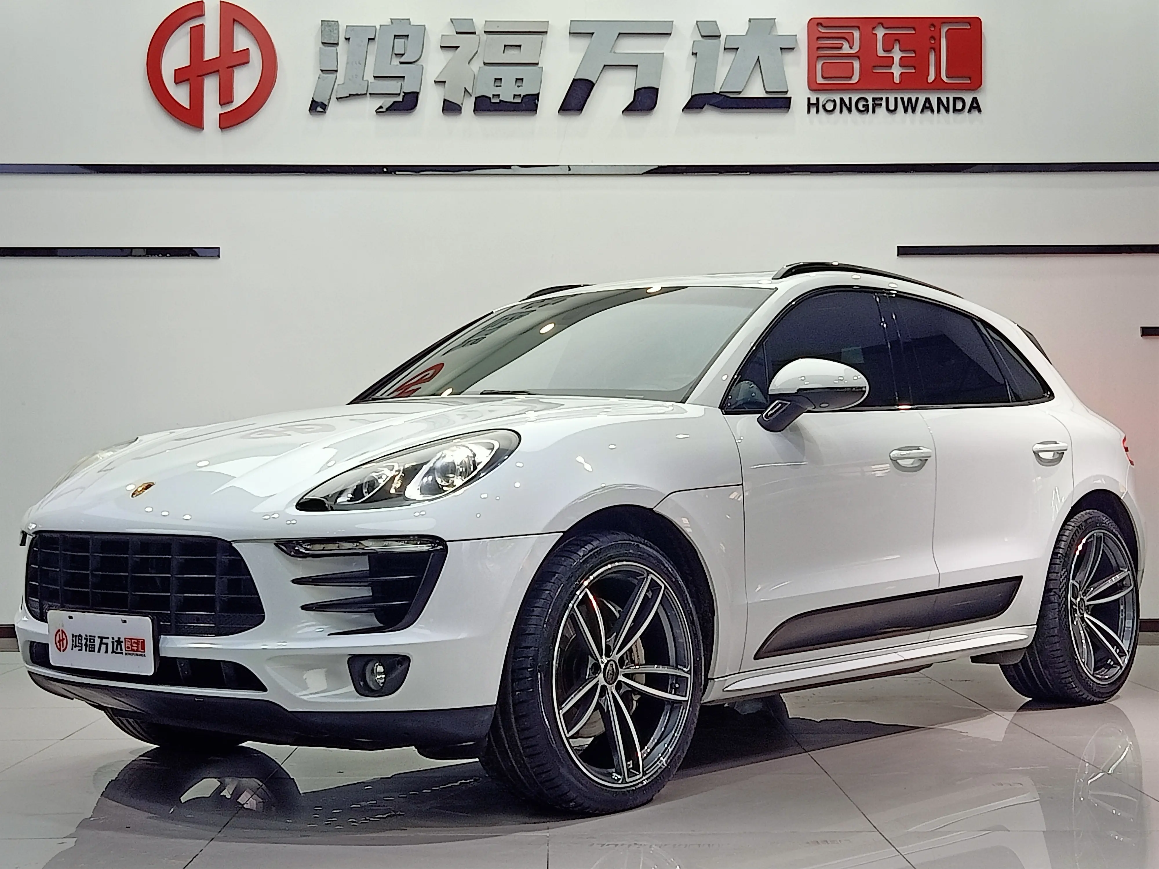 Porsche Macan  из Китая
