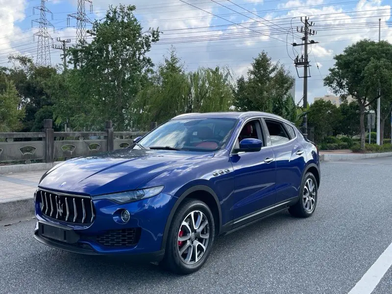 Maserati Levante  из Китая