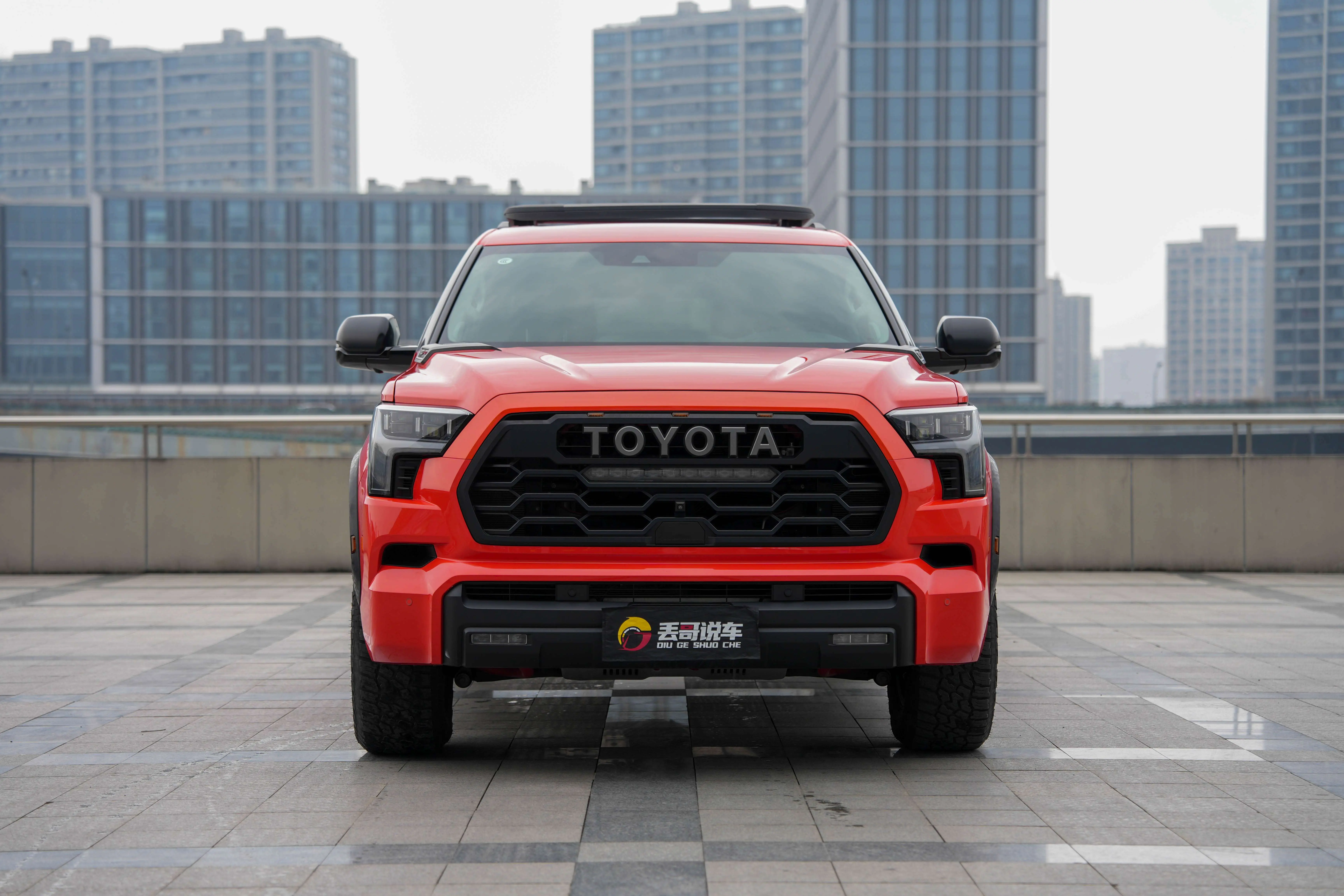 Toyota Sequoia