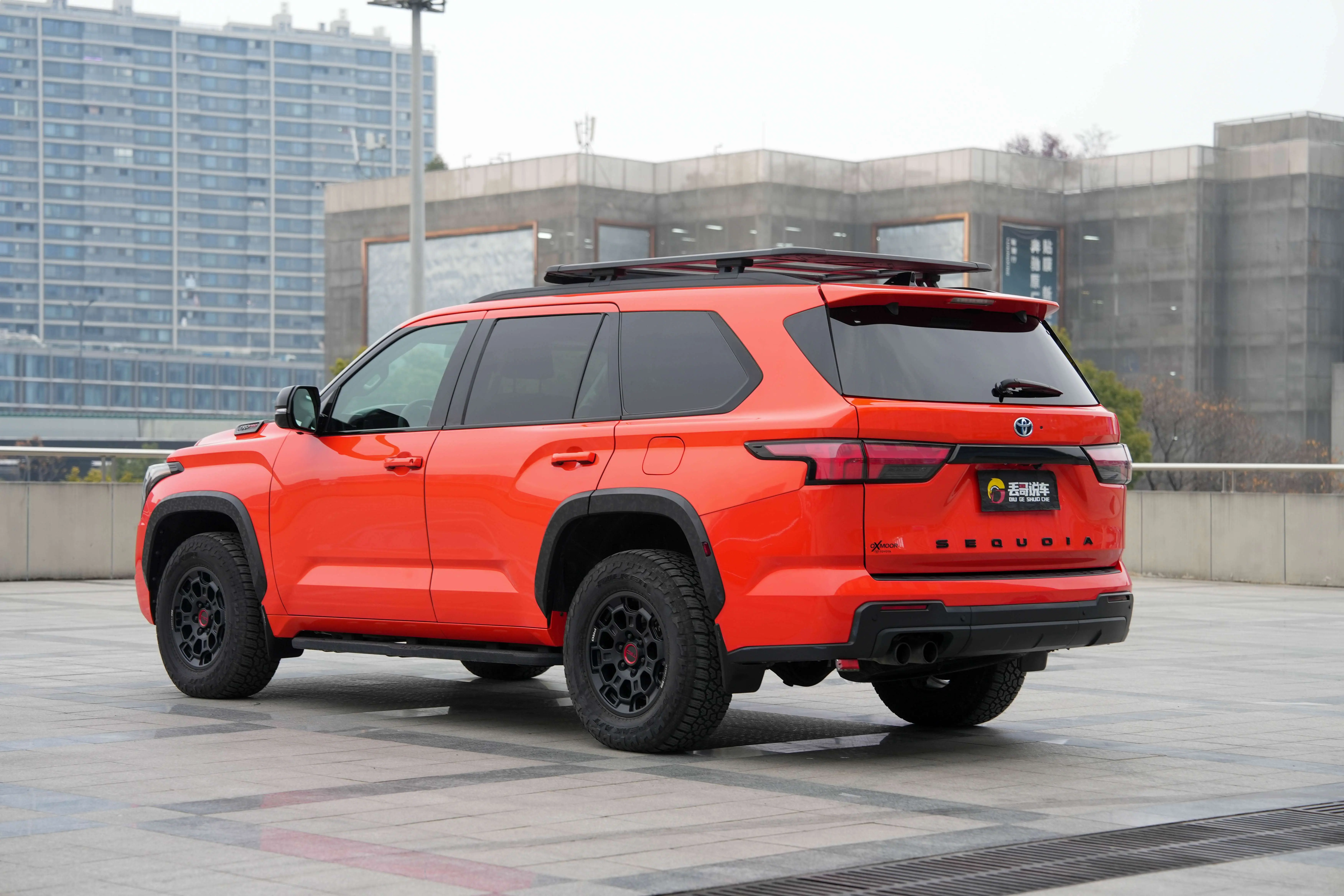 Toyota Sequoia