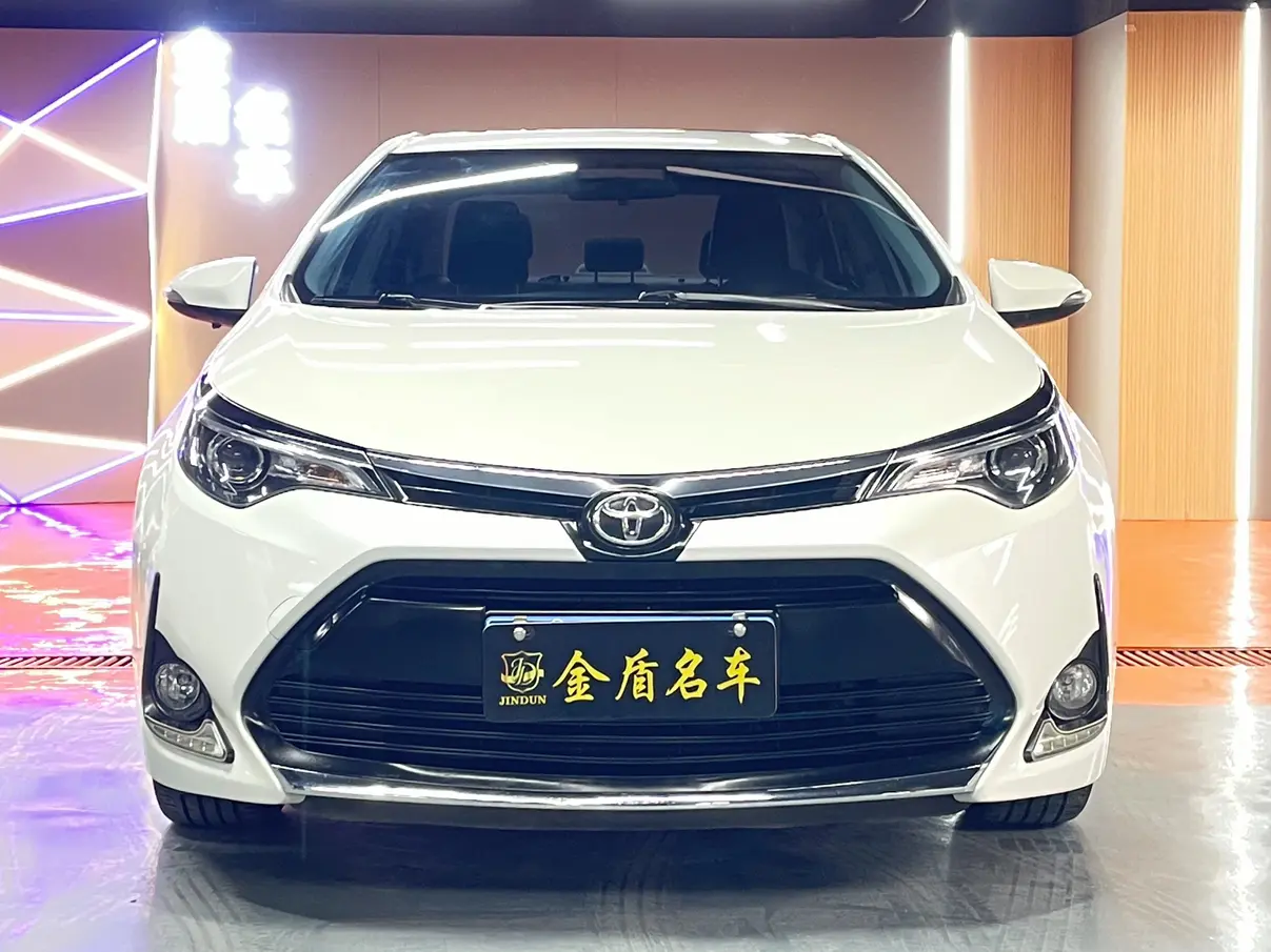 Toyota Levin (Lei Ling)  из Китая