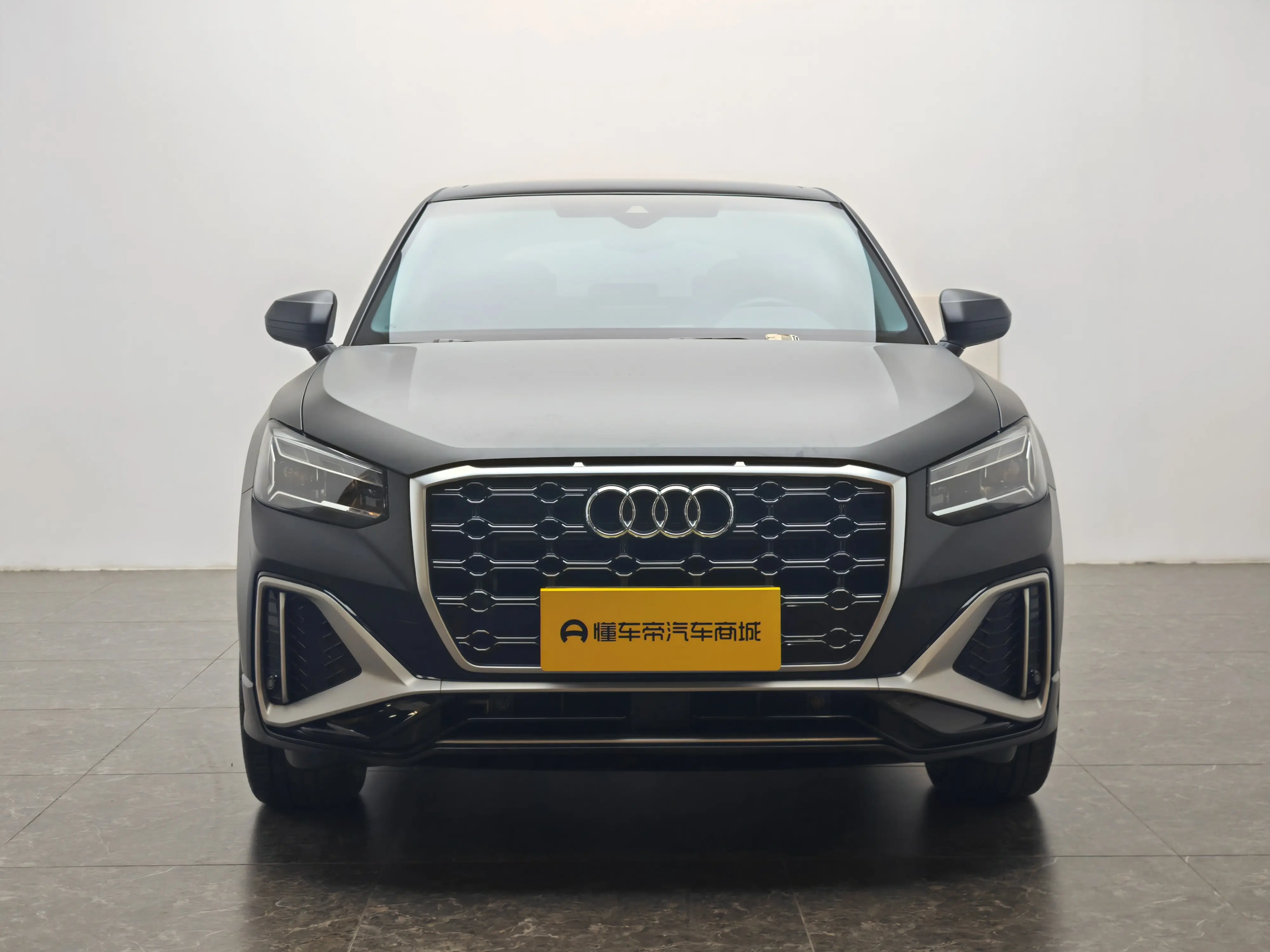 Audi Q2L  из Китая