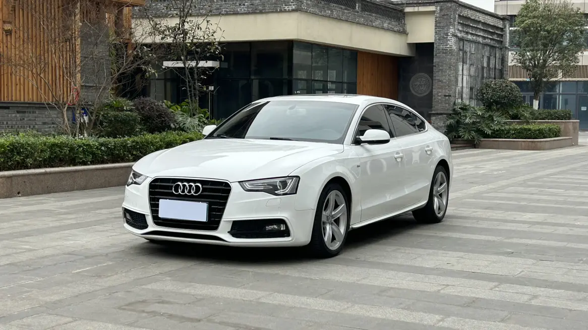 Audi A5  из Китая