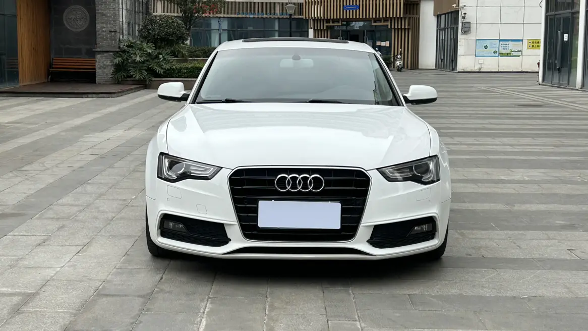 Audi A5  из Китая