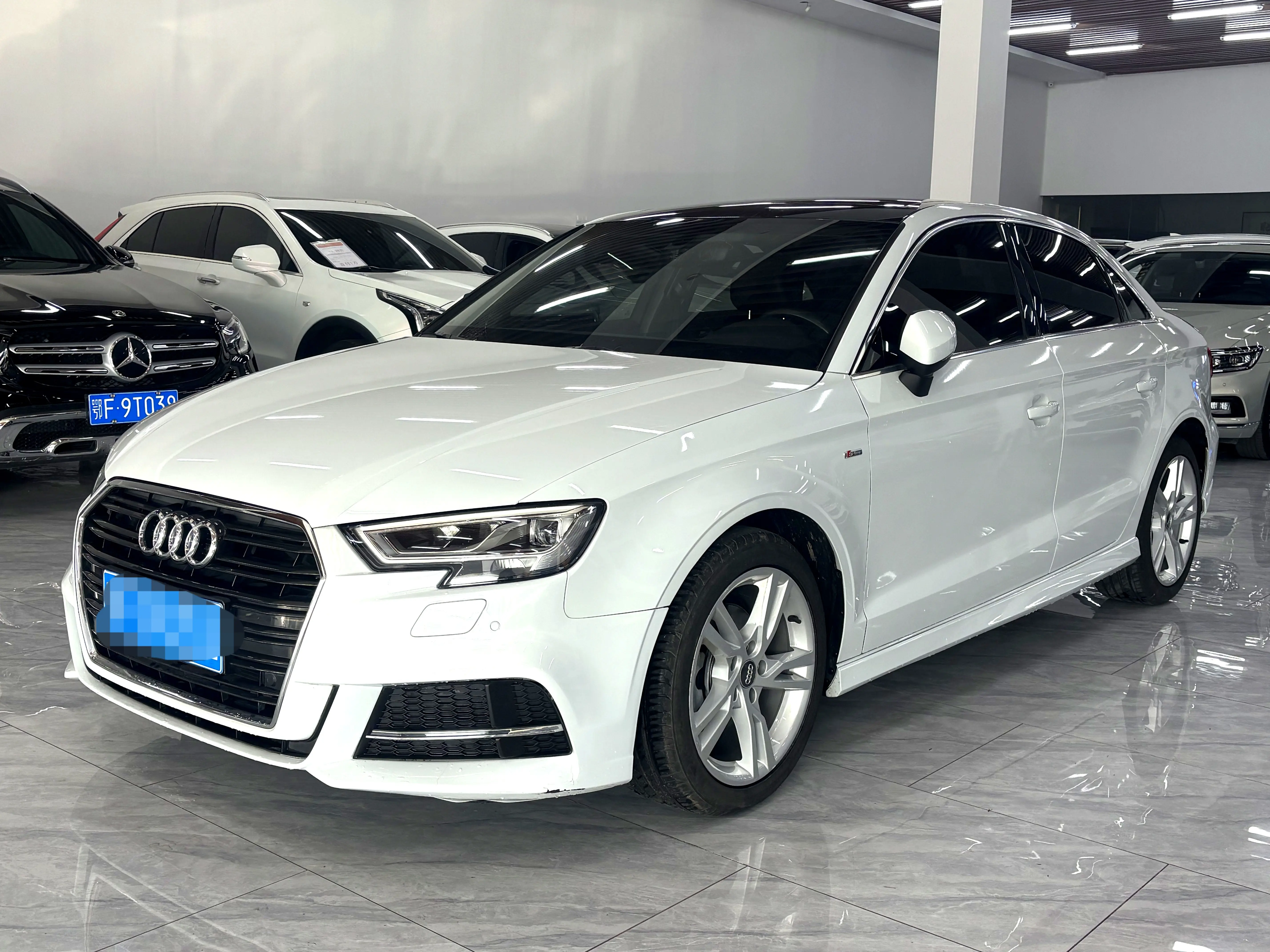 Audi A3  из Китая