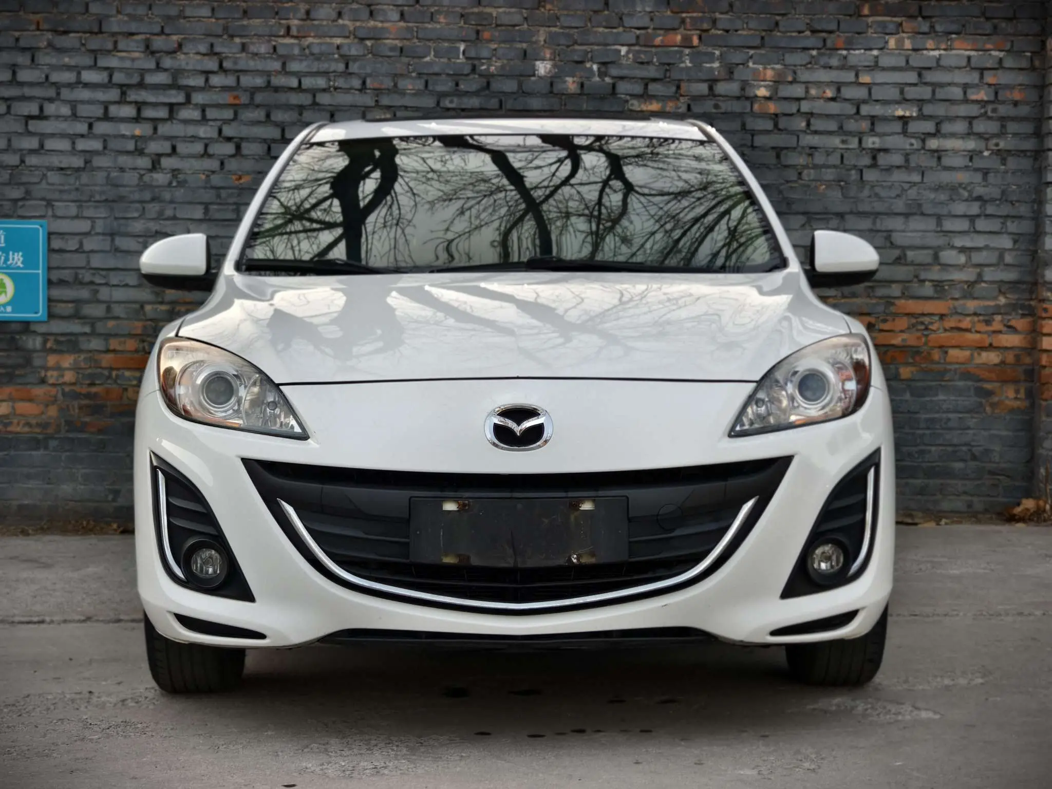 Mazda Axela (Mazda3)  из Китая