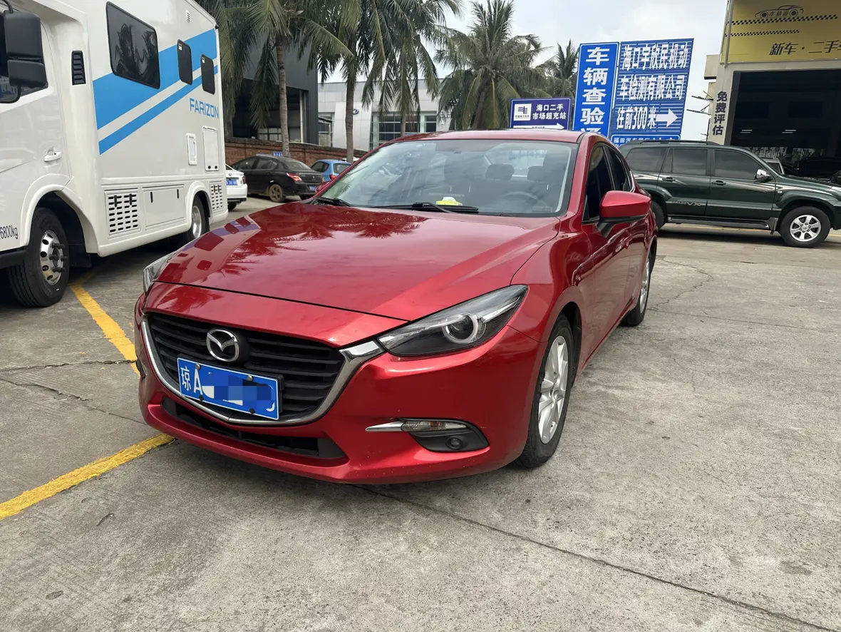 Mazda Axela (Mazda3)  из Китая