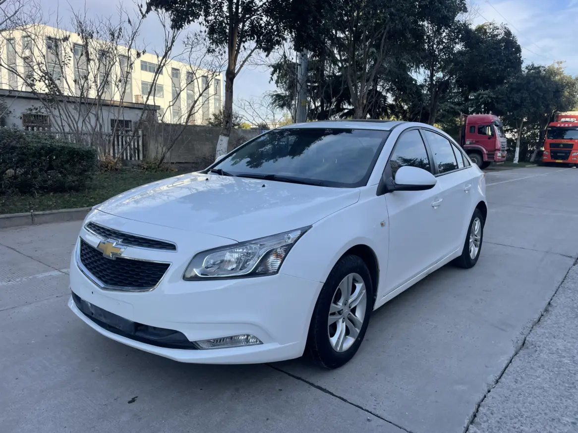 Chevrolet Monza (Cruze)  из Китая