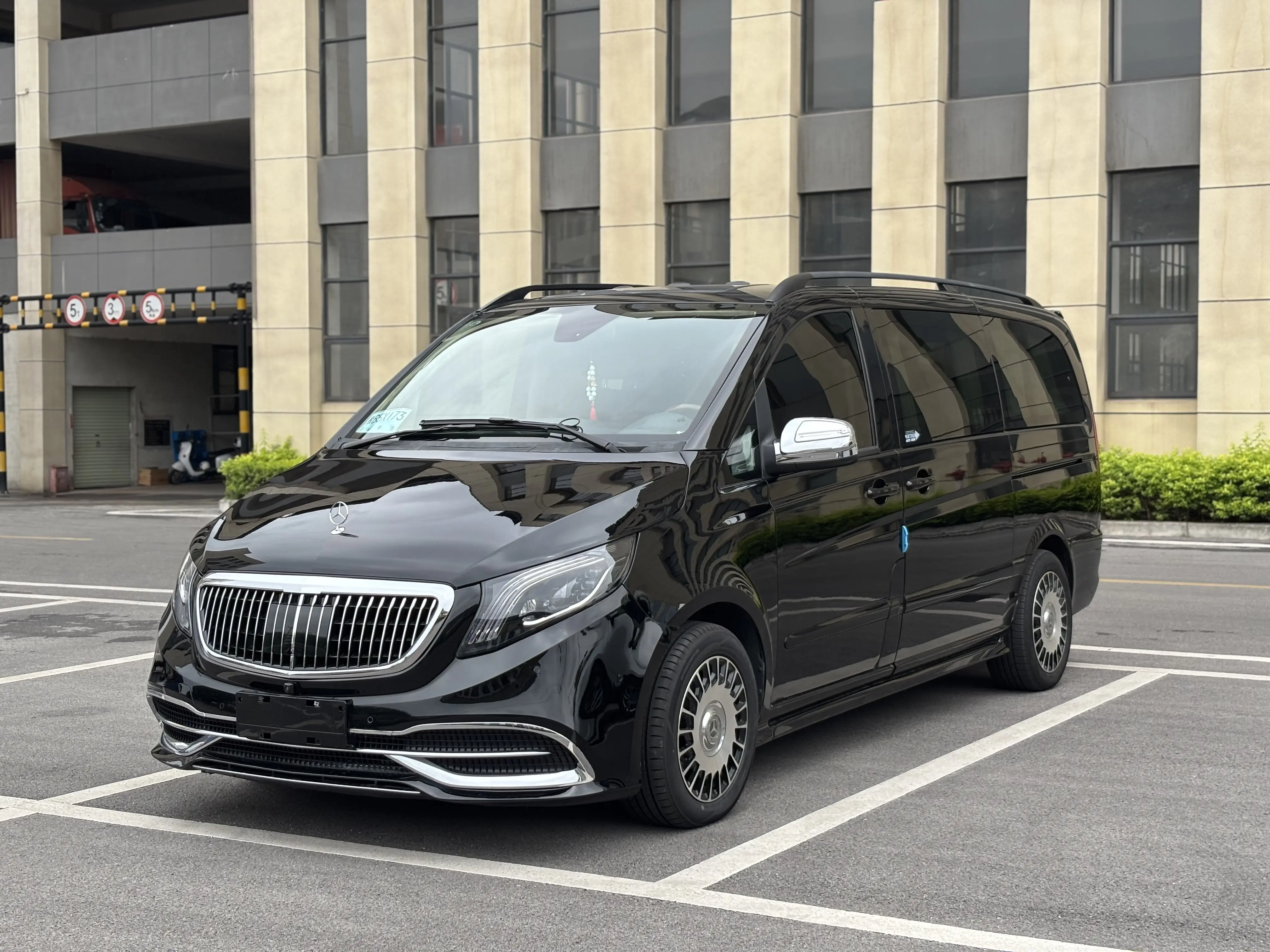 Mercedes-Benz Viano  из Китая