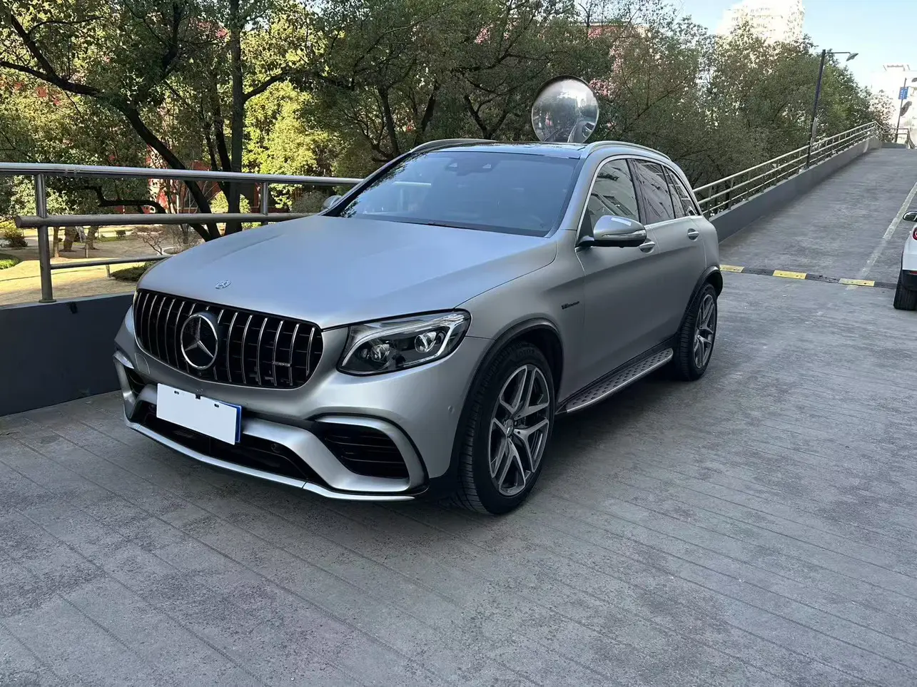 Mercedes-Benz GLC AMG  из Китая