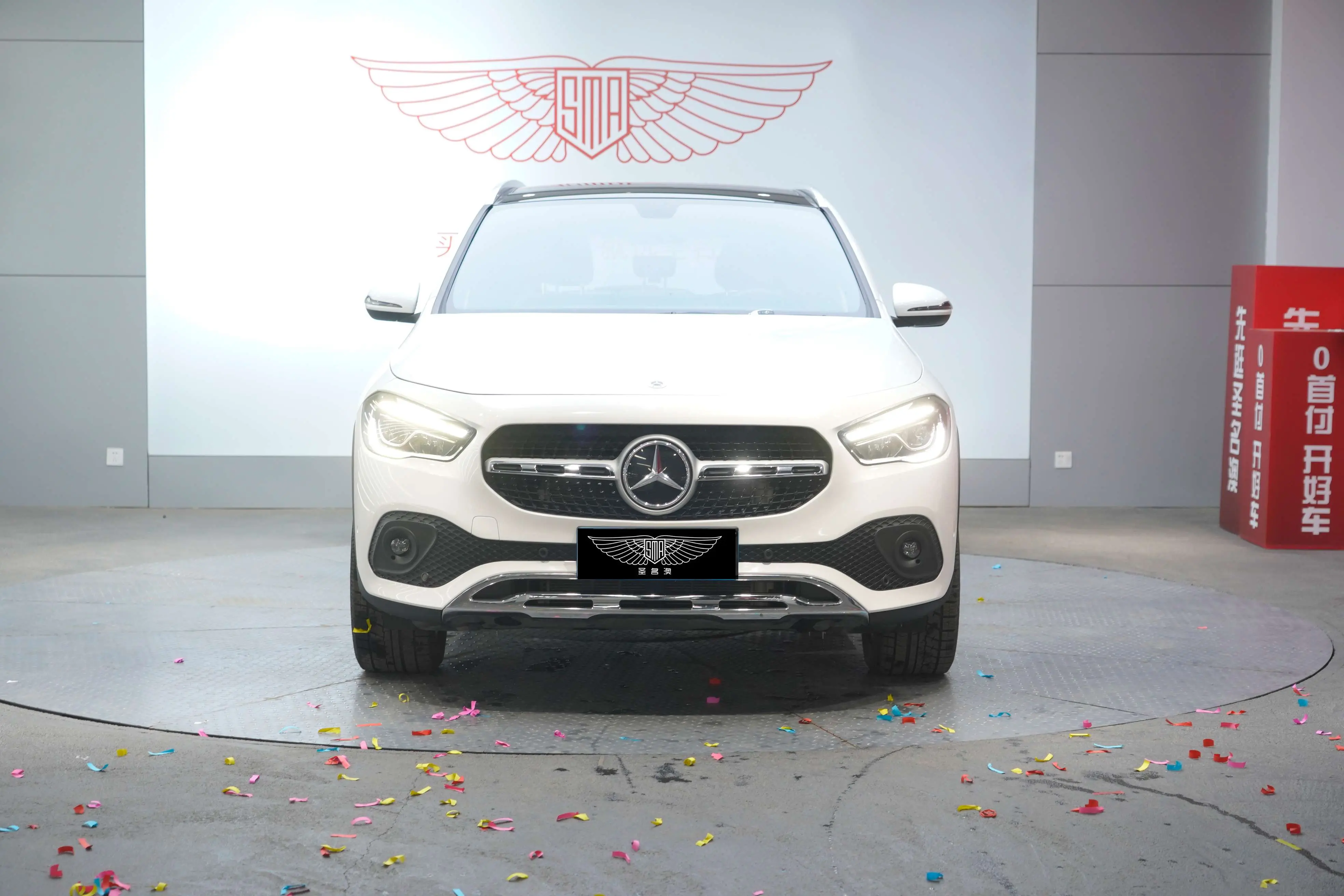 Mercedes-Benz GLA  из Китая