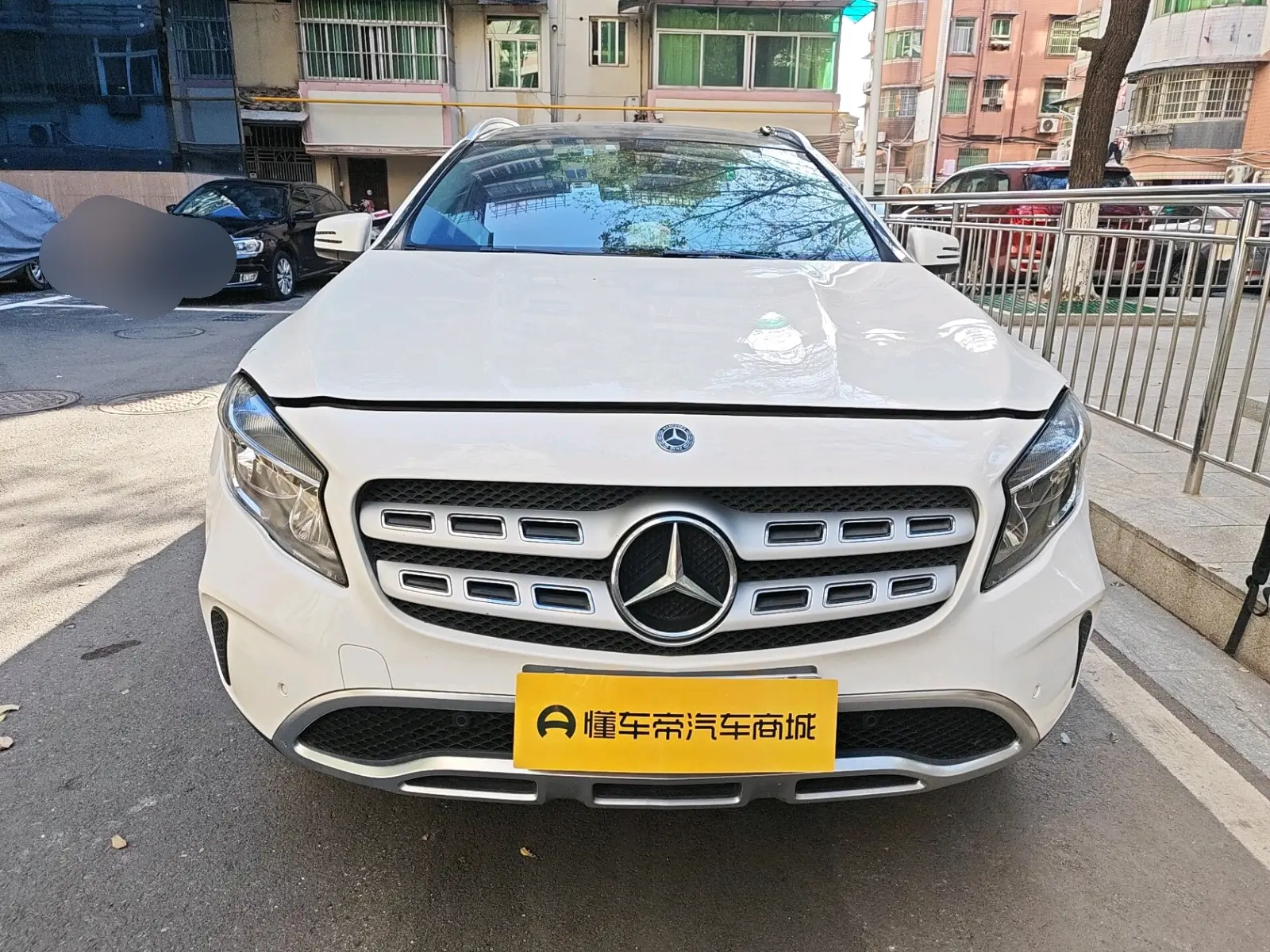 Mercedes-Benz GLA  из Китая