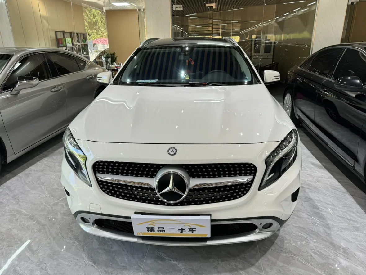 Mercedes-Benz GLA  из Китая