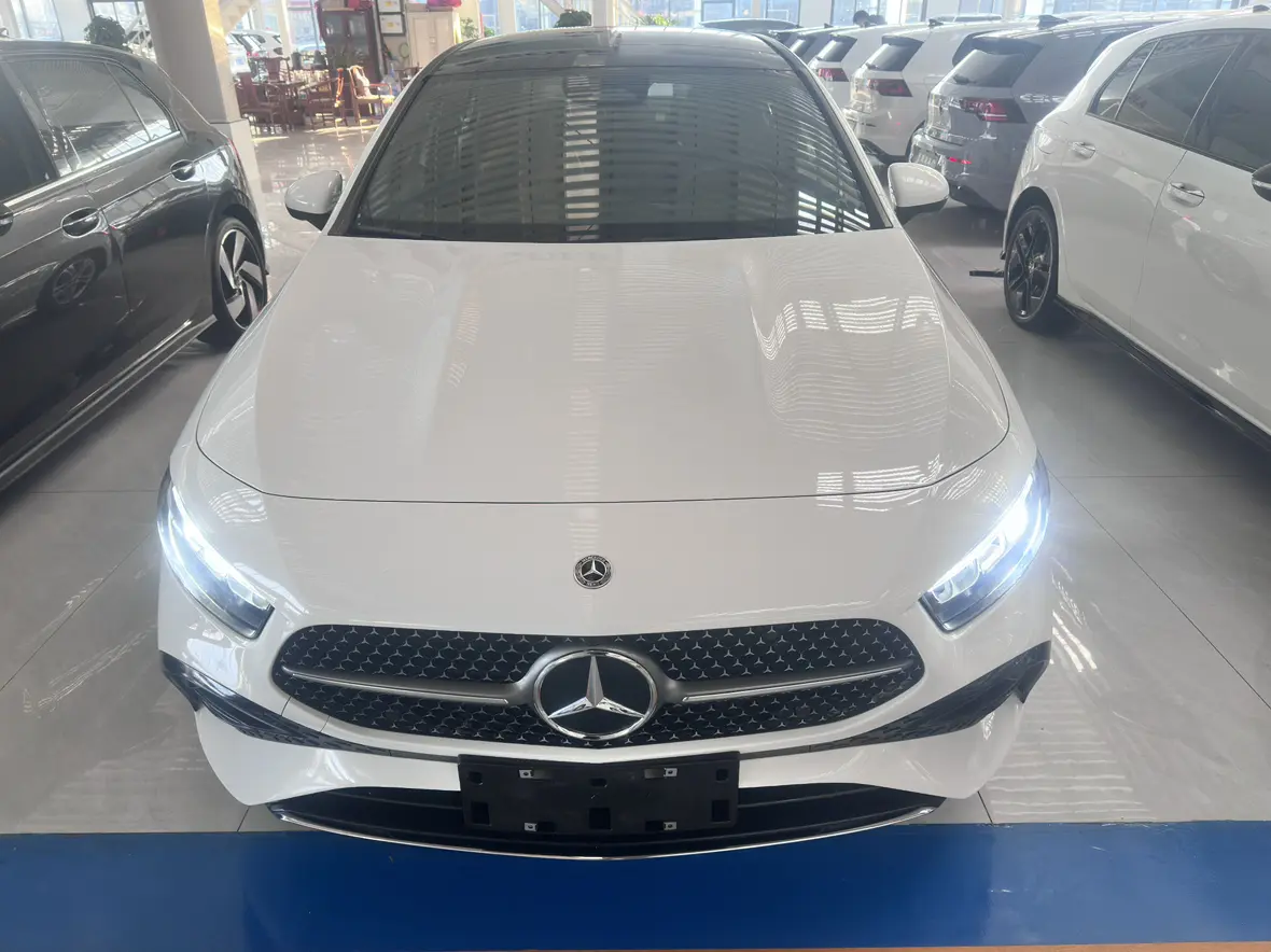 Mercedes-Benz Mercedes Benz A Class  из Китая