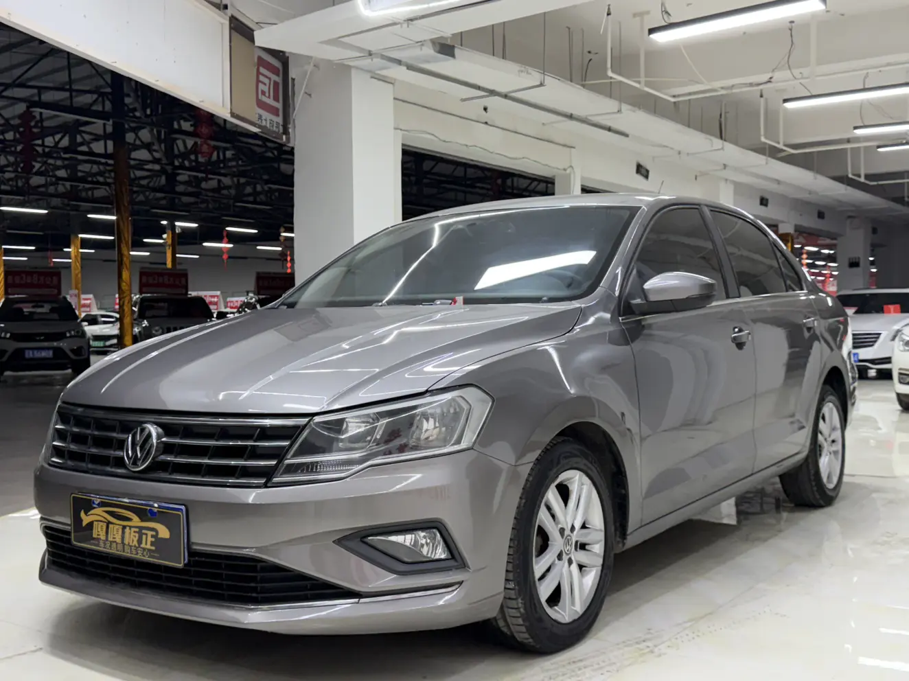 Volkswagen Jetta  из Китая