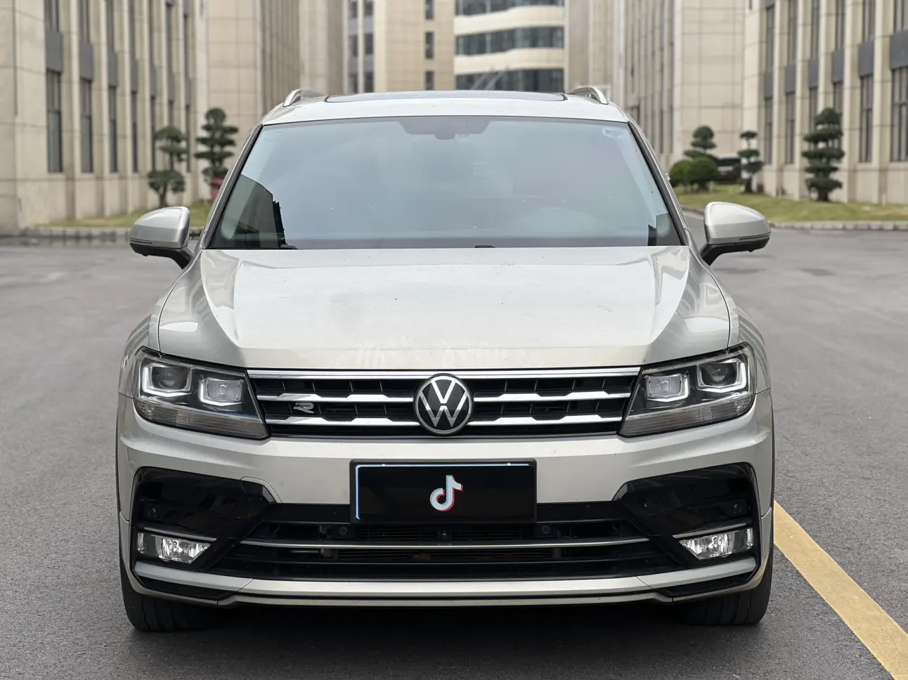 Volkswagen Tiguan L  из Китая