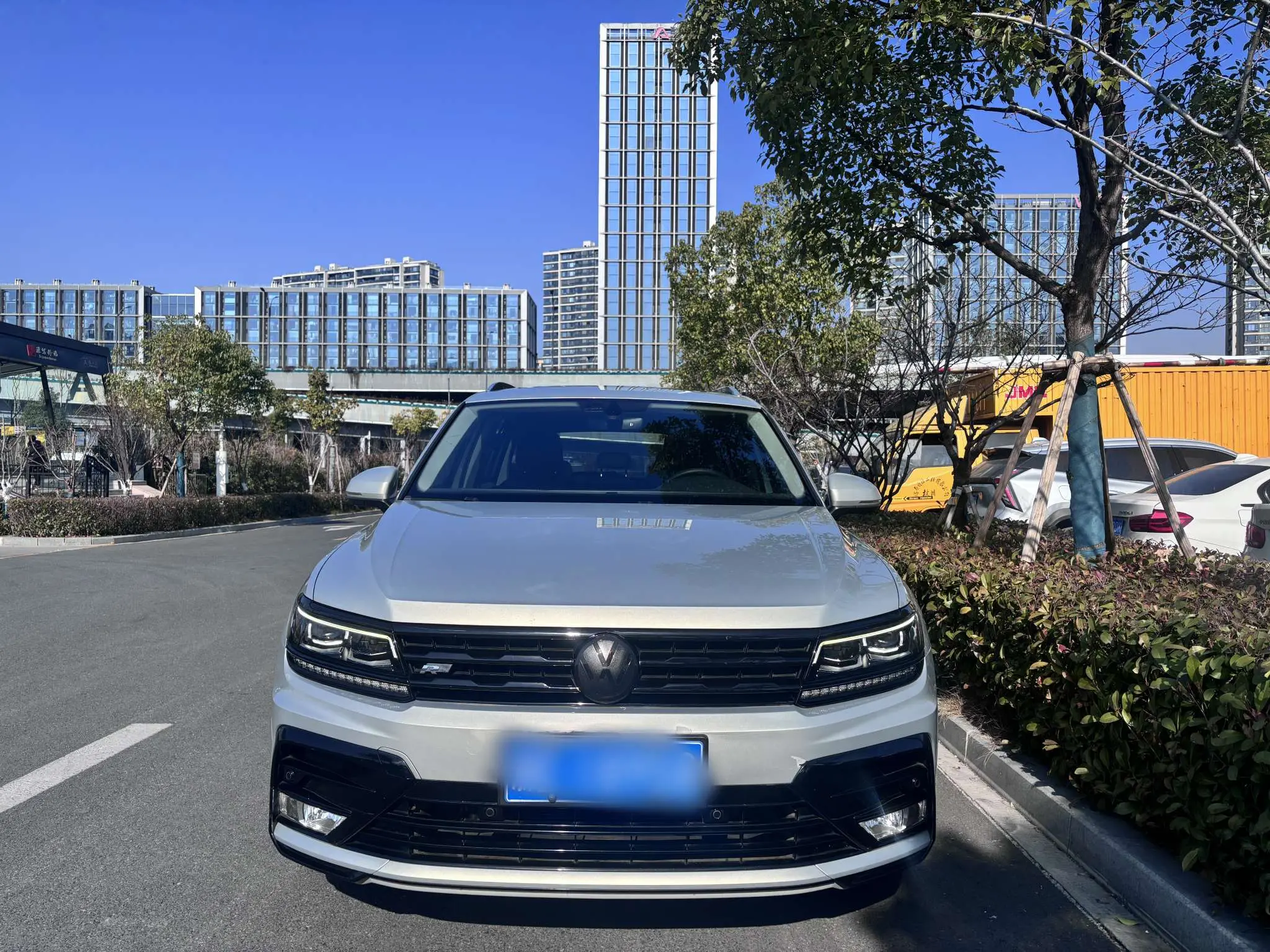 Volkswagen Tiguan L  из Китая