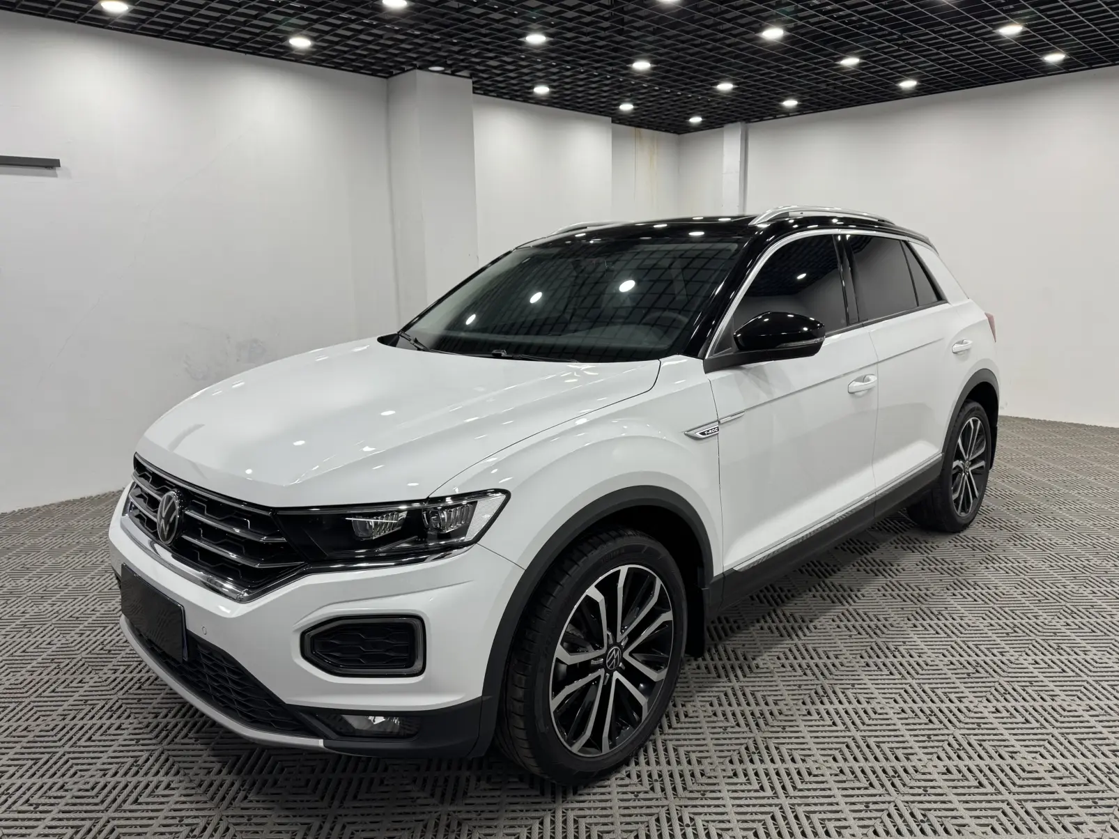 Volkswagen T-Roc  из Китая