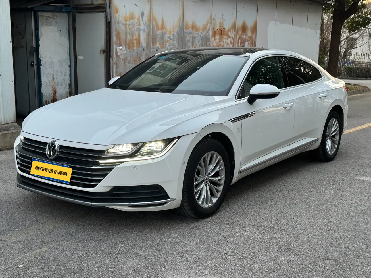 Volkswagen Arteon (CC)  из Китая