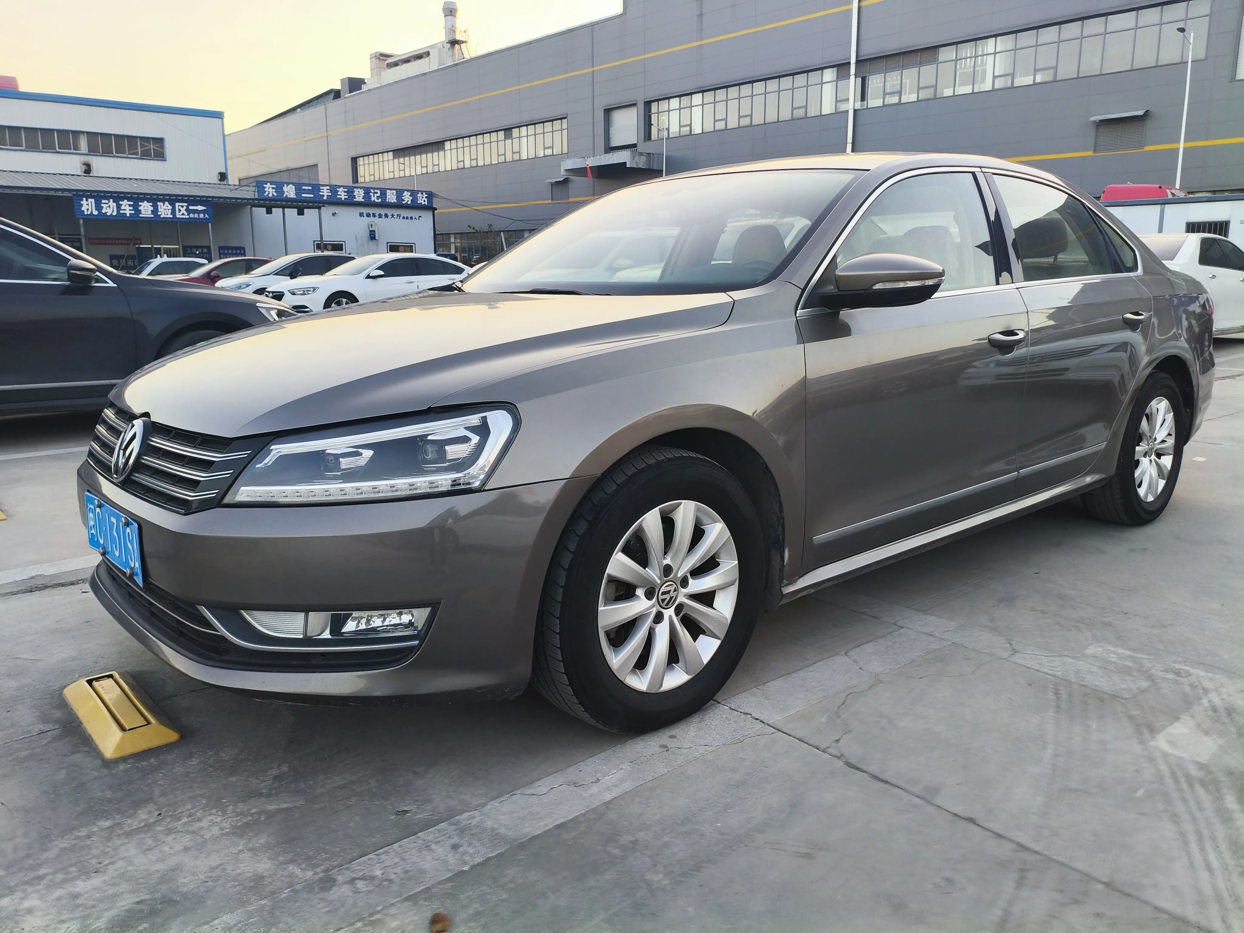 Volkswagen Passat  из Китая