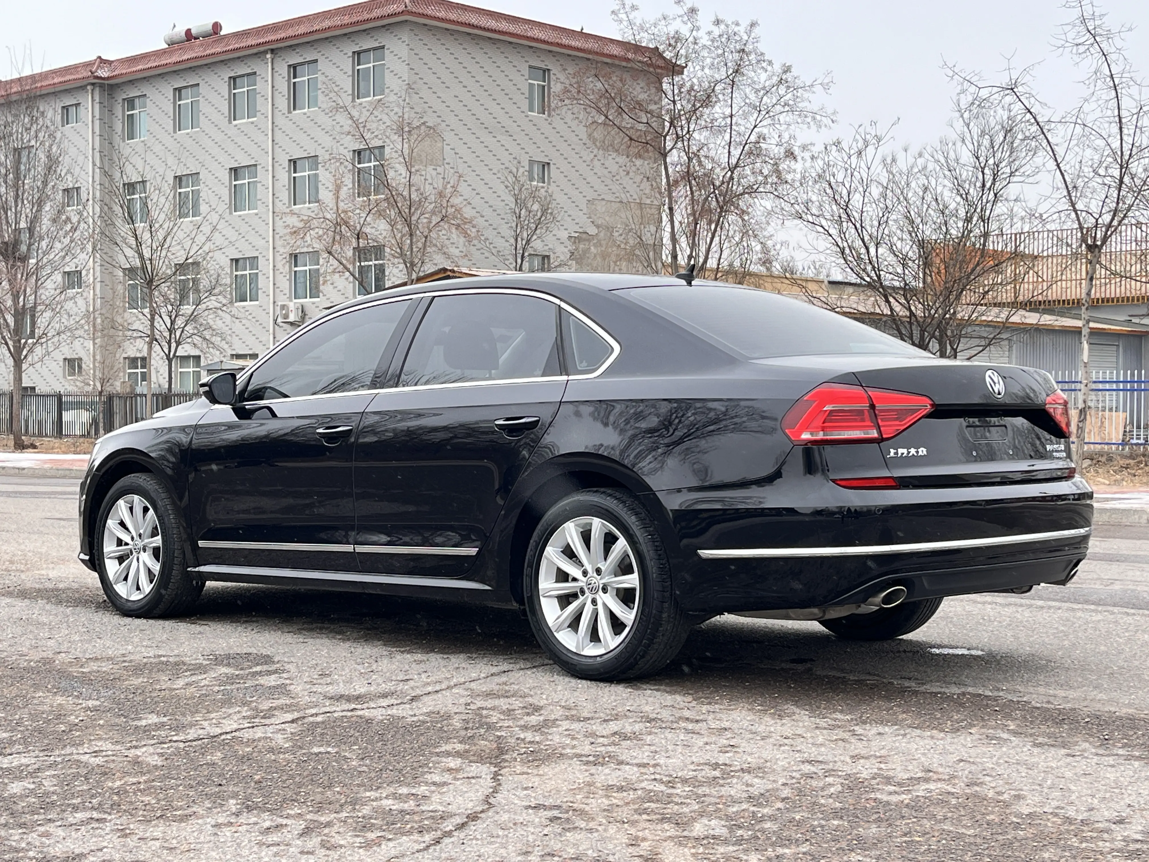 Volkswagen Passat  из Китая
